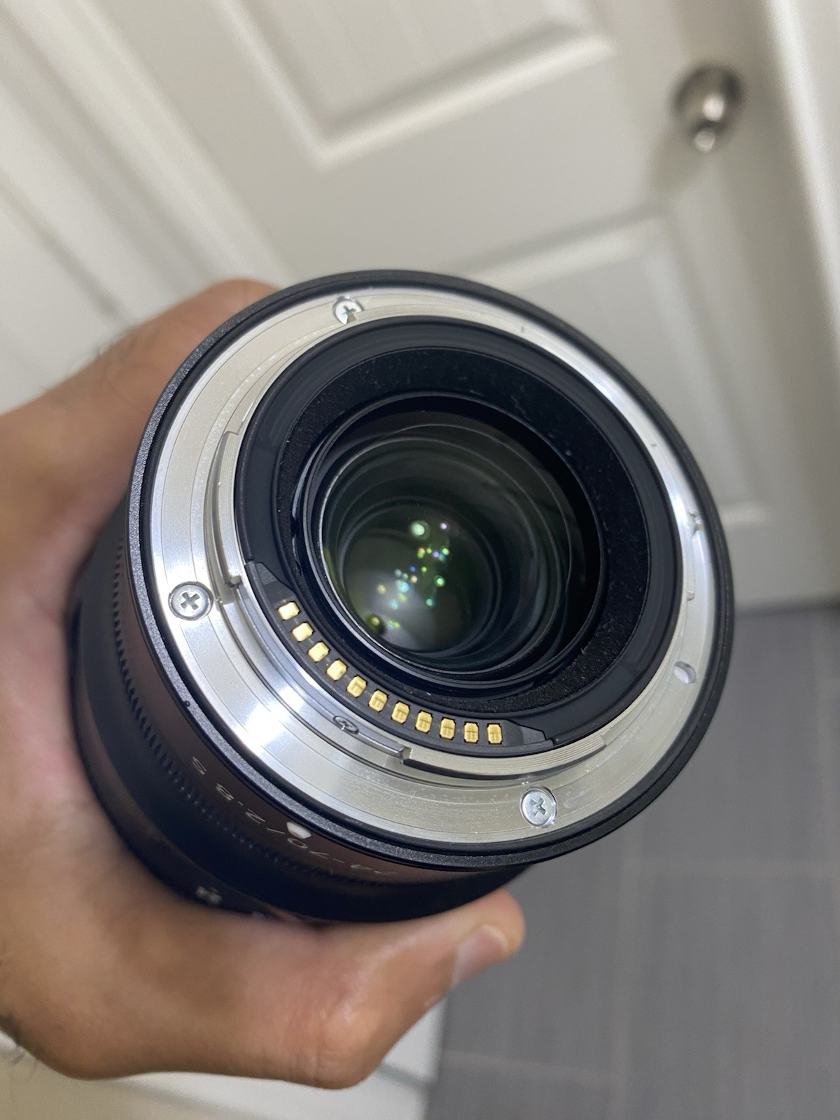 Nikon NIKKOR Z 24-70mm f/2.8 S Lens With Caps & Hood