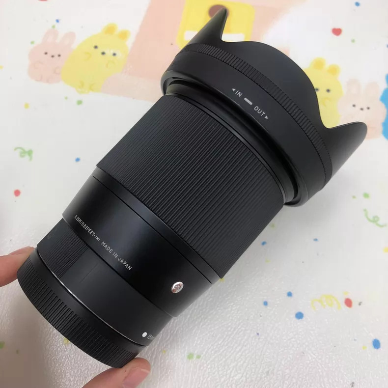Sigma 16mm f/1.4 DC DN Contemporary Lens for Canon EF-M