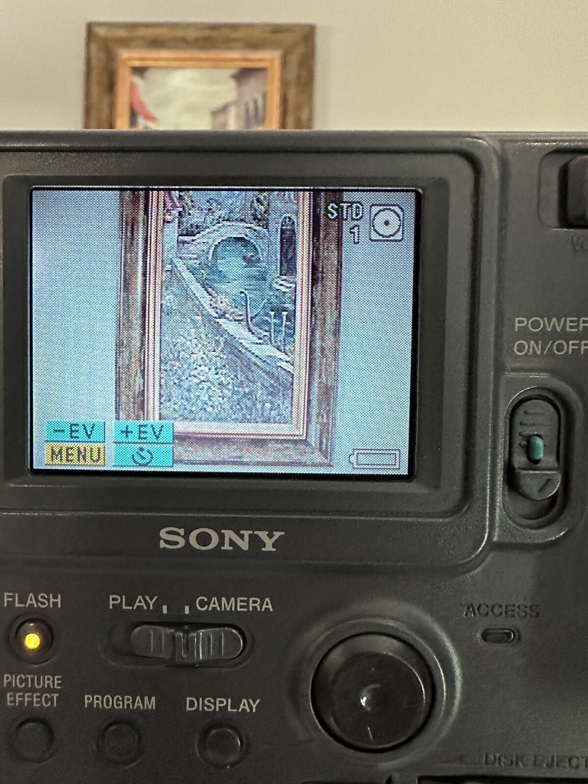 Vintage Sony Mavica MVC-FD75 10x Zoom Digital Still Camera Silver Tested