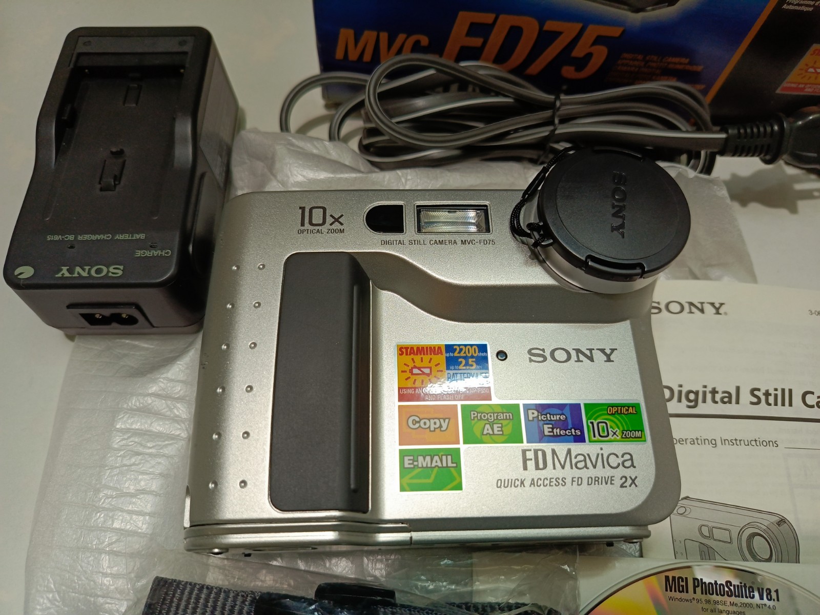 SONY FD Mavica MVC-FD75 Camera Silver Tested Excellent