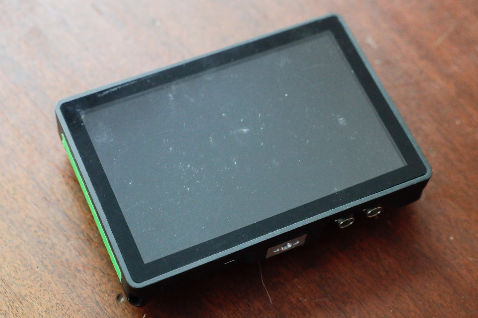 SmallHD AC7 7″ LCD On-Camera Field Monitor, SDI, HDMI, Component – Used