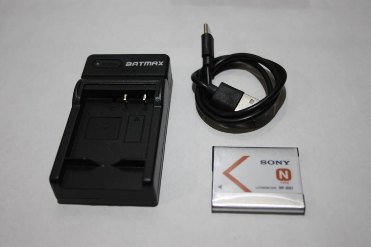 N.MINT SONY Cyber Shot DSC-WX5 Purple Digital Camera 5x Zoom 12.2MP Japanese