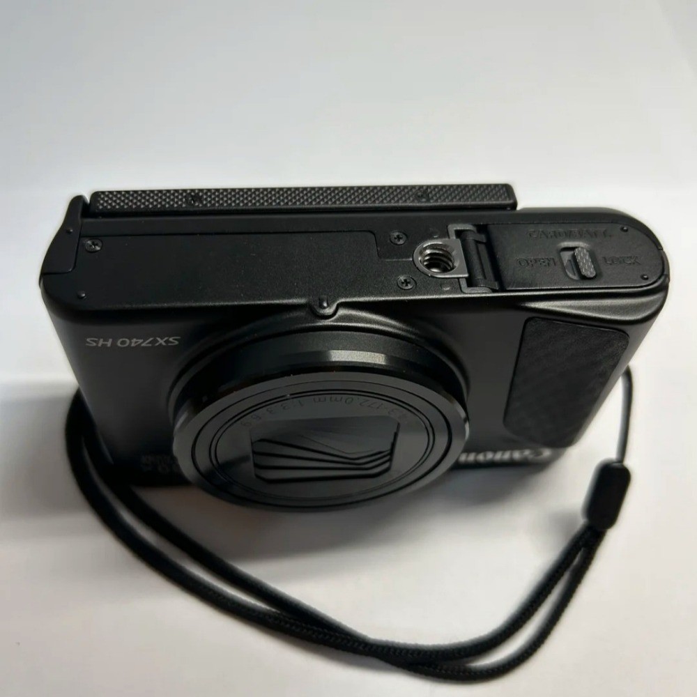 Canon PowerShot SX740 HS Digital Camera 20.3MP 40x Optical Zoom YouTube Mode