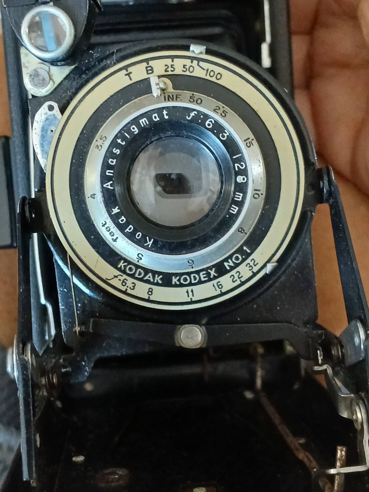 Vintage Kodak Vigilant Six-16 Folding Camera w/ Original Box