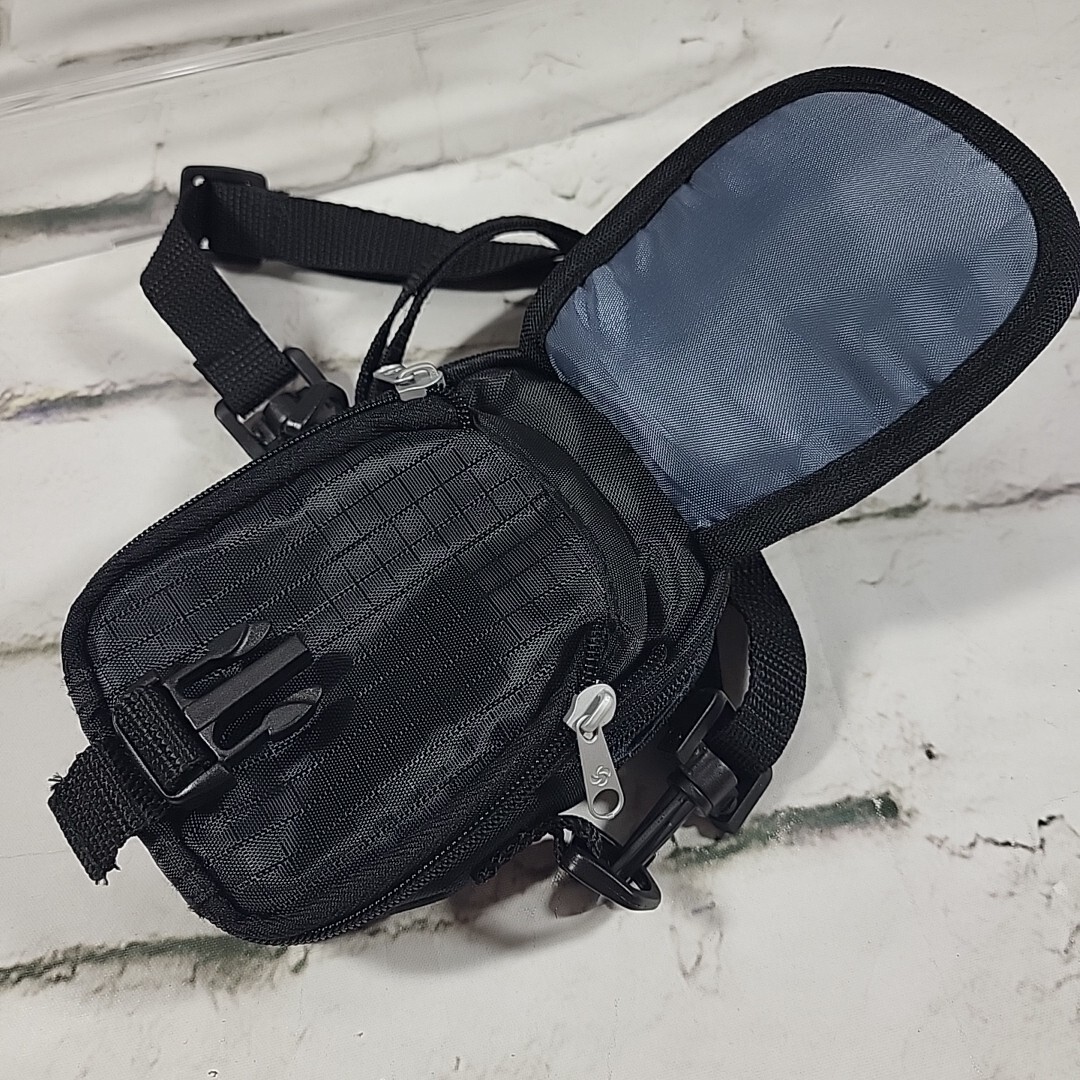 Samsonite Black Camera Case Travel Bag 5 x 3.5 x 1.5 Belt Loop and Strap