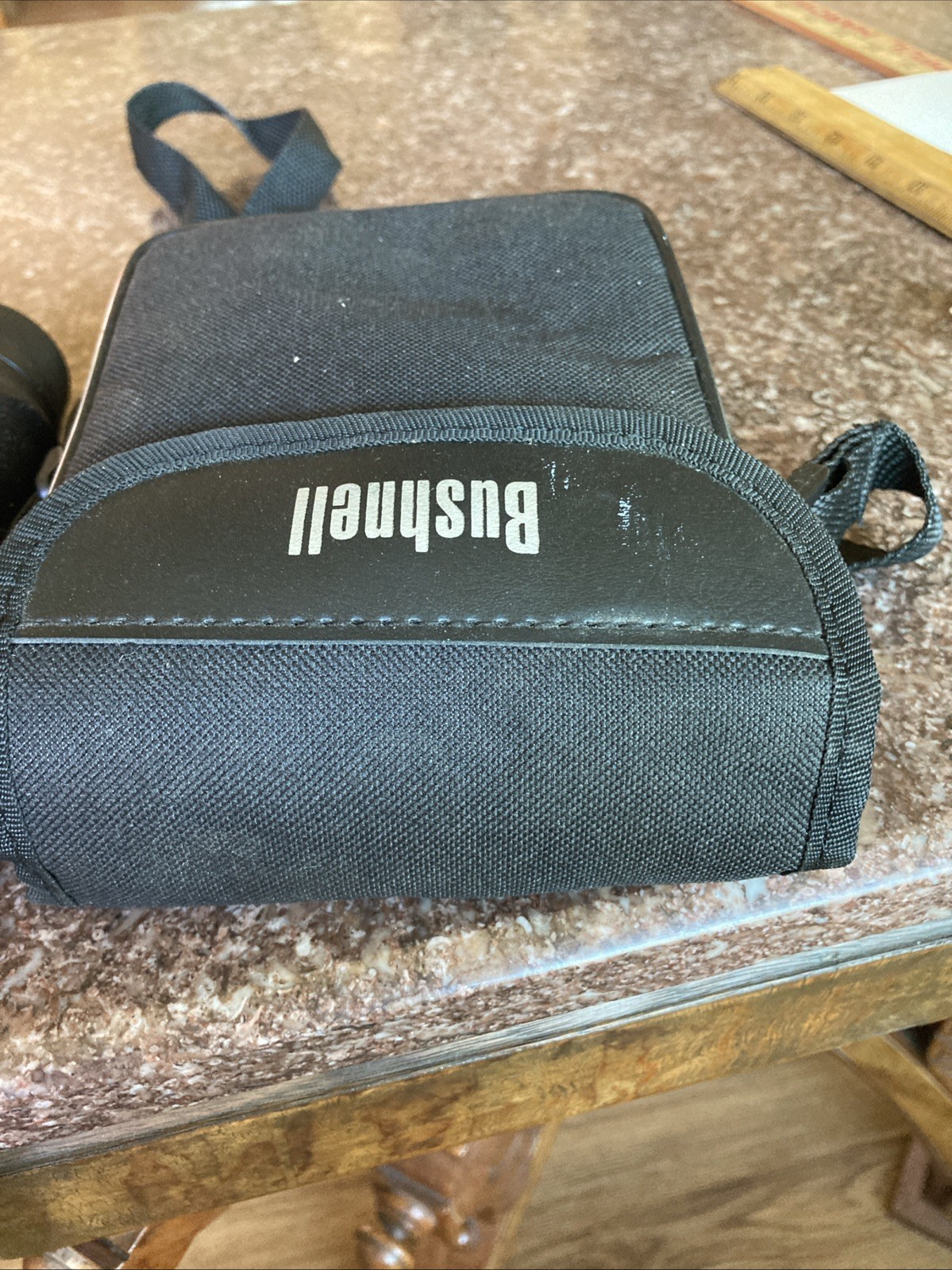 Bushnell Pacifica Binoculars 10×42, 305 ‘ FOV 1000 Yards