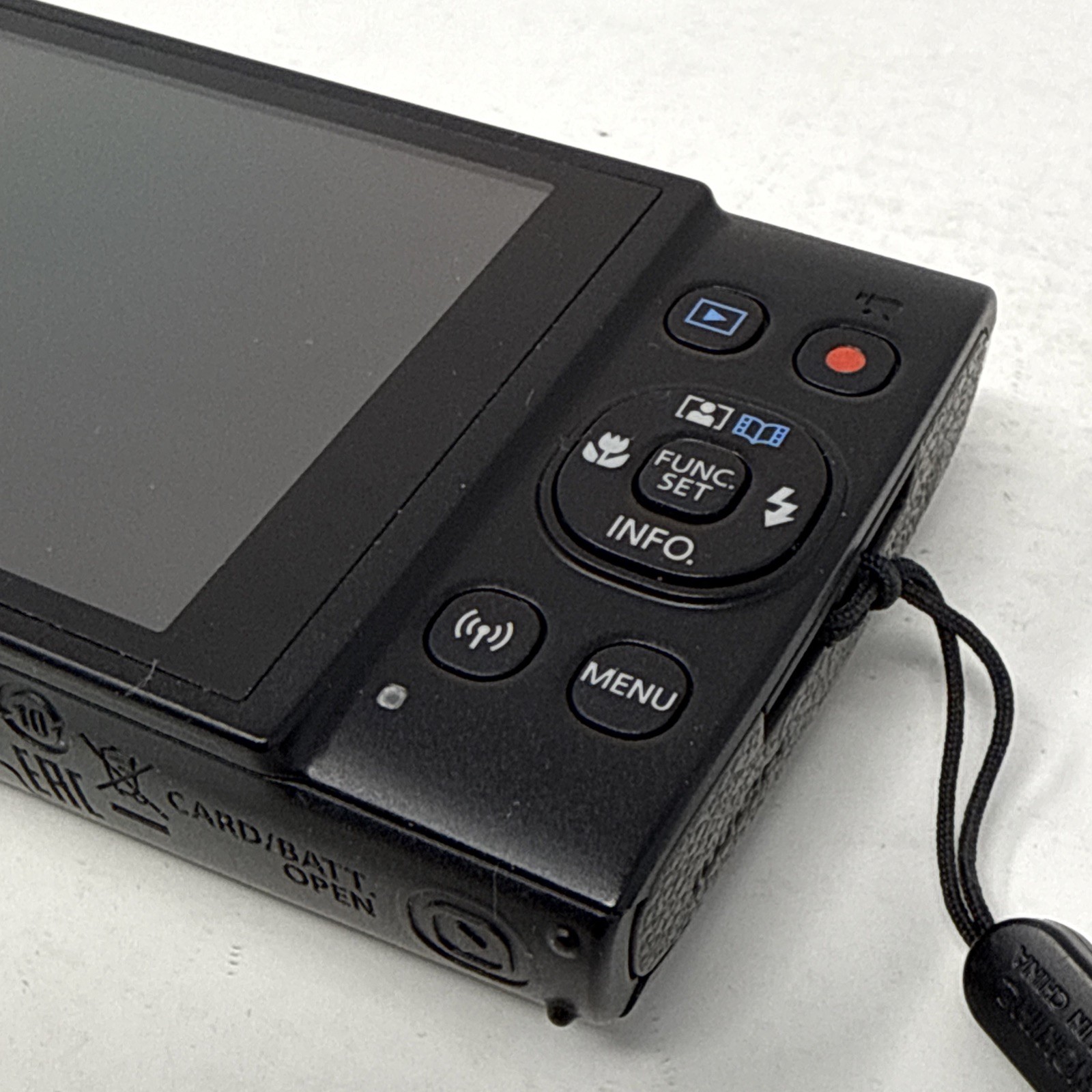 Canon PowerShot ELPH 360 HS/ IXUS 285 12X Optical Zoom Digital Cam. NEEDS REPAIR