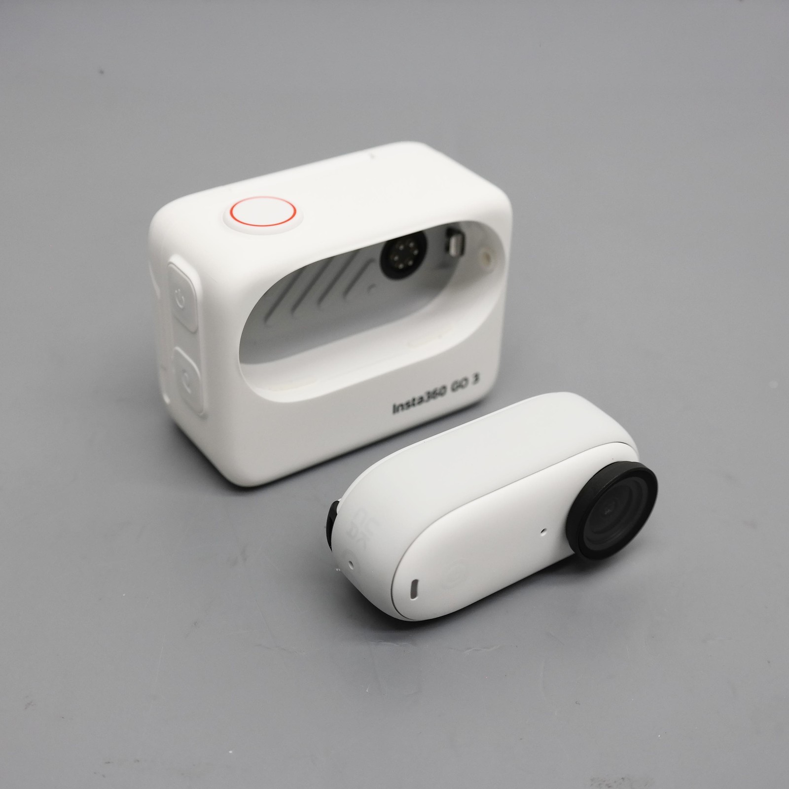 Insta360 GO 3 Action Camera (64GB) CINSABKA White