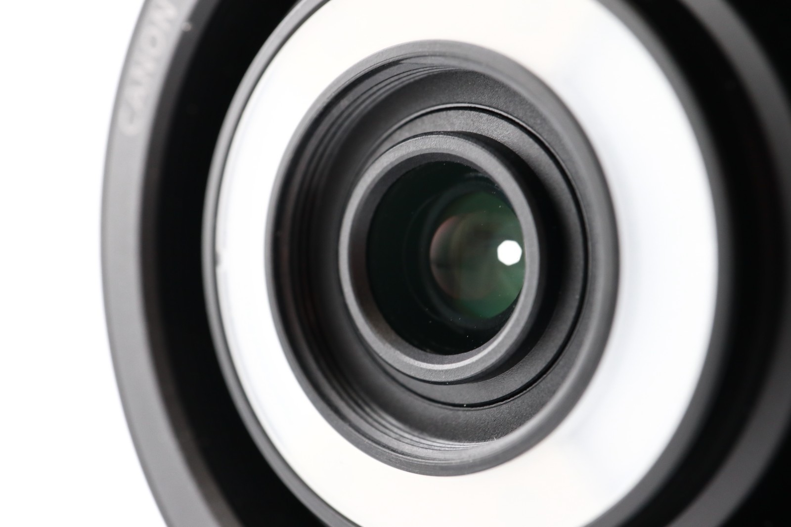 Canon EF-M 28mm F/3.5 STM IS Lens Very Good 630212000618