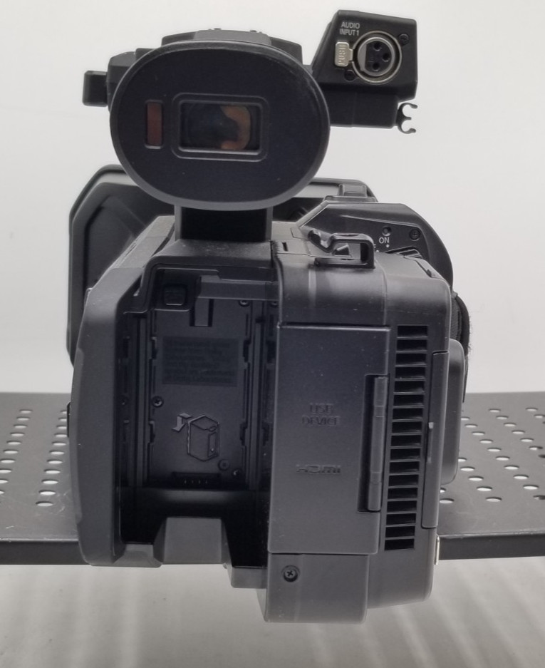 Panasonic AG-UX180 4k Professional Camcorder -FOR PARTS