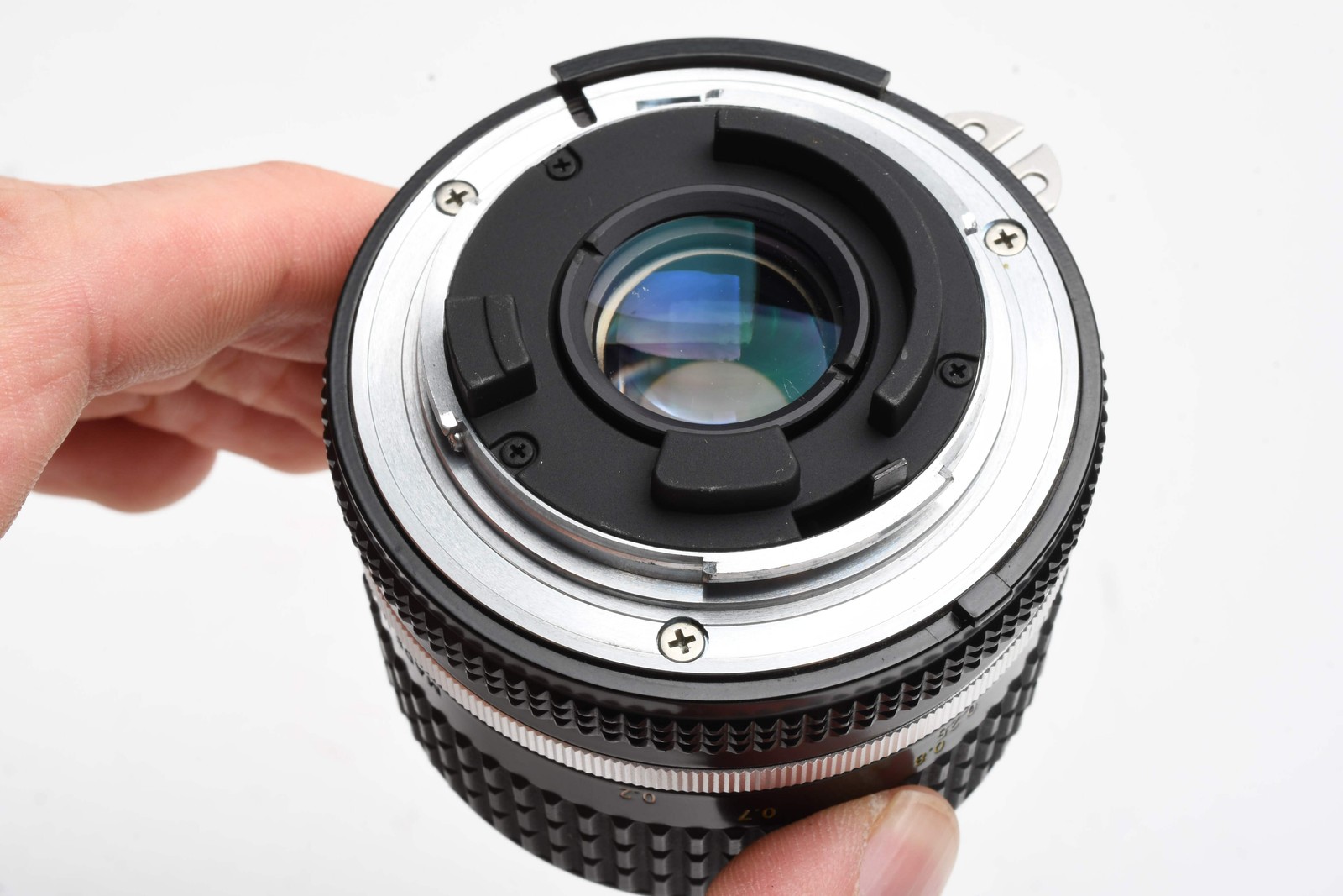 Nikon Nikkor 28mm f2.8 AIS mount lens, caps, 1A, nice & clean, Sharp!