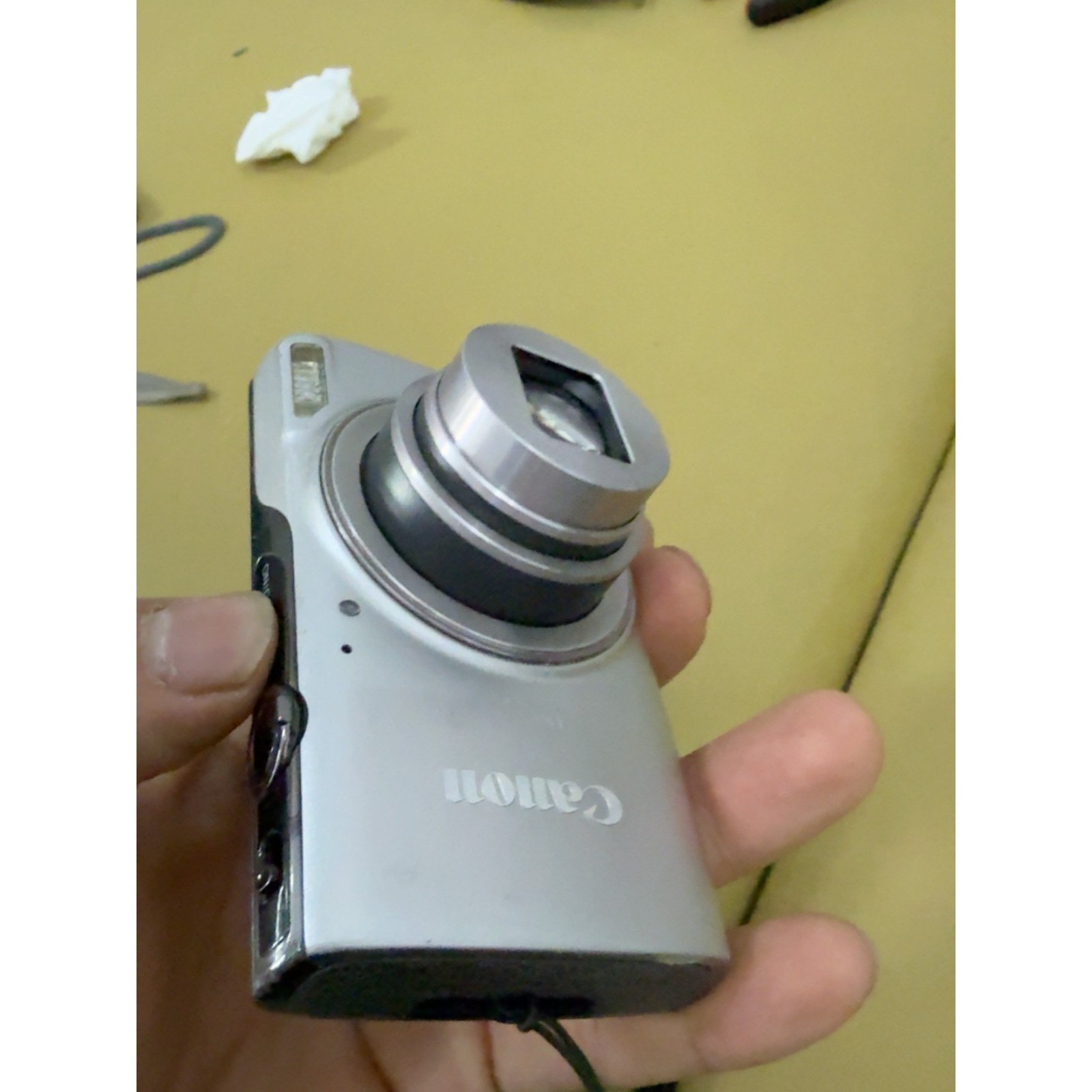 Canon PowerShot IXUS 285 HS 20MP 12x Optical Zoom WiFi 1080p HD Digital Camera