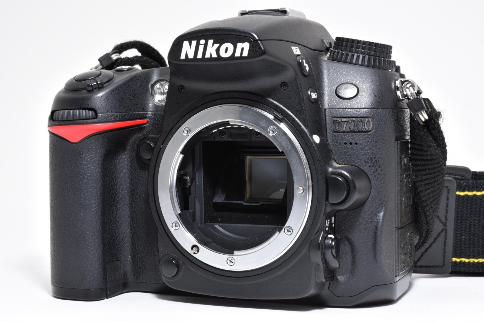 “Mint” Nikon D7000 16.2MP Digital SLR DSLR Camera From Japna #2006