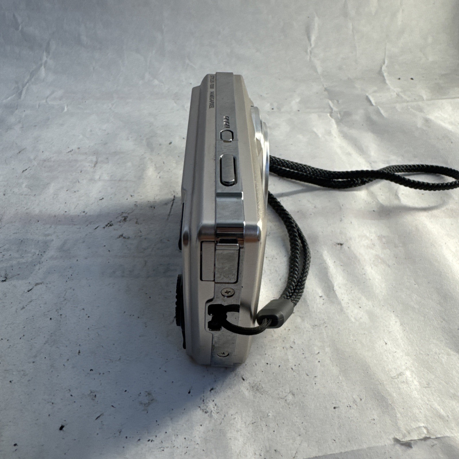 Olympus Stylus mju 7030 14MP Digital Camera Tested w Battery Compact – Tested!