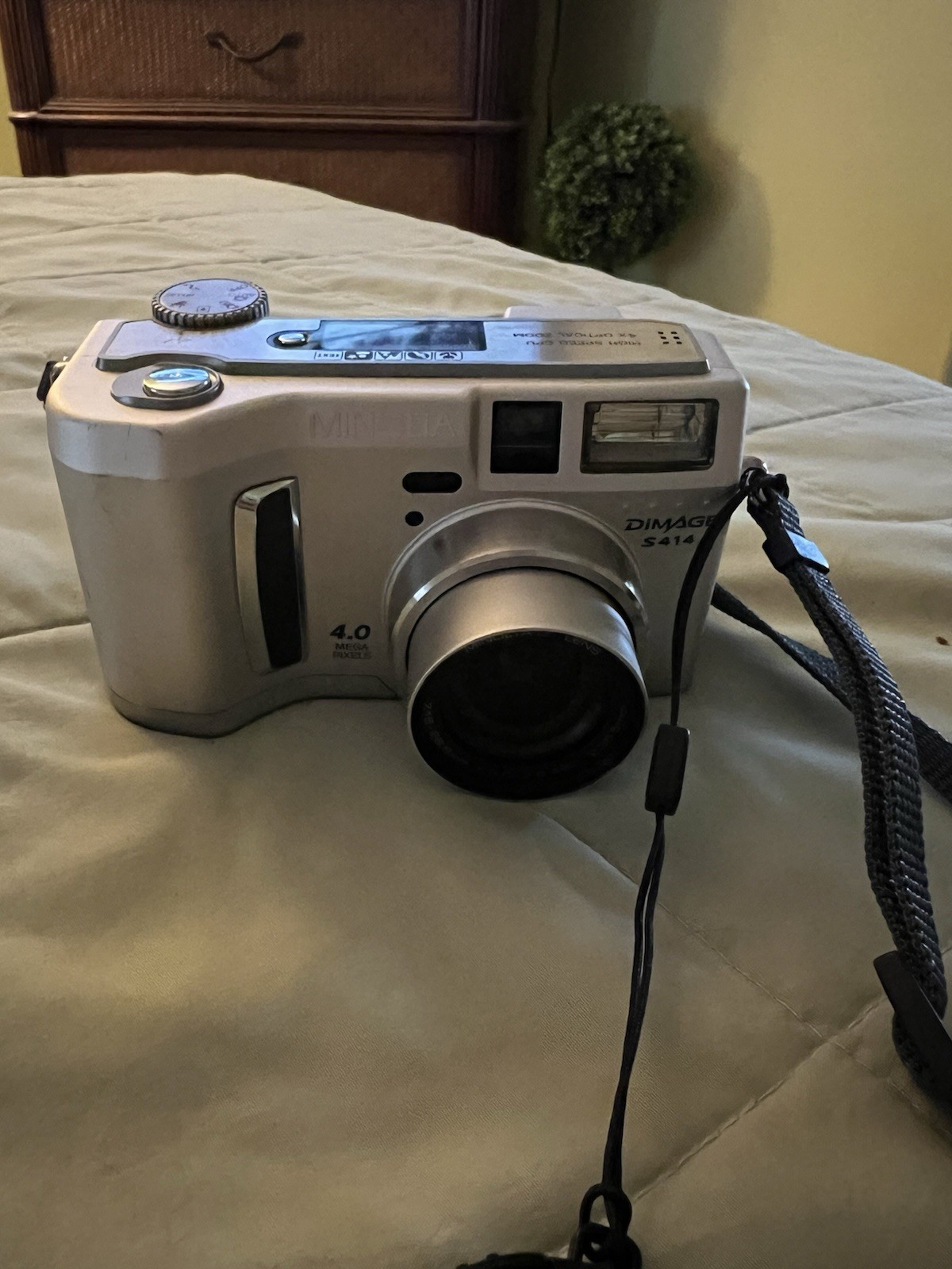 Minolta Digital Camera Dimage S414 4.0 Mega Pixel. Tested And Working.