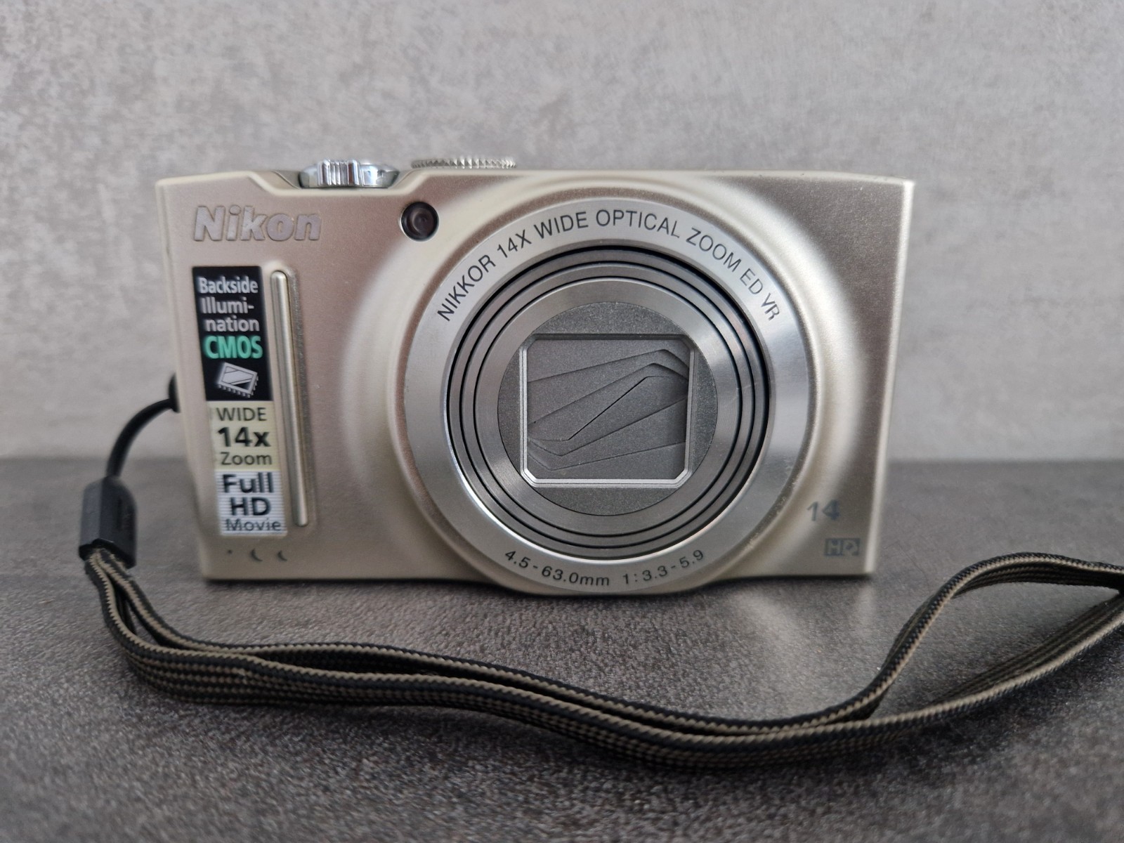Nikon Coolpix S8200 16.1MP Compact Digital Camera Working