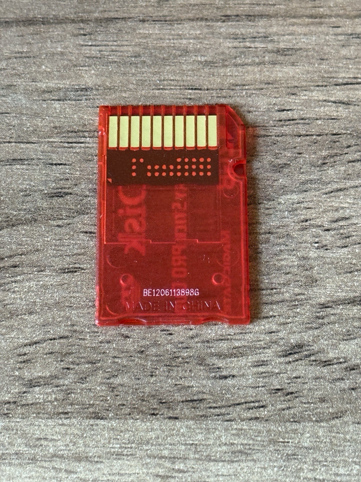 Sandisk 2Gb Memory Stick Pro Duo Magic Gate Memory card – Clear Red