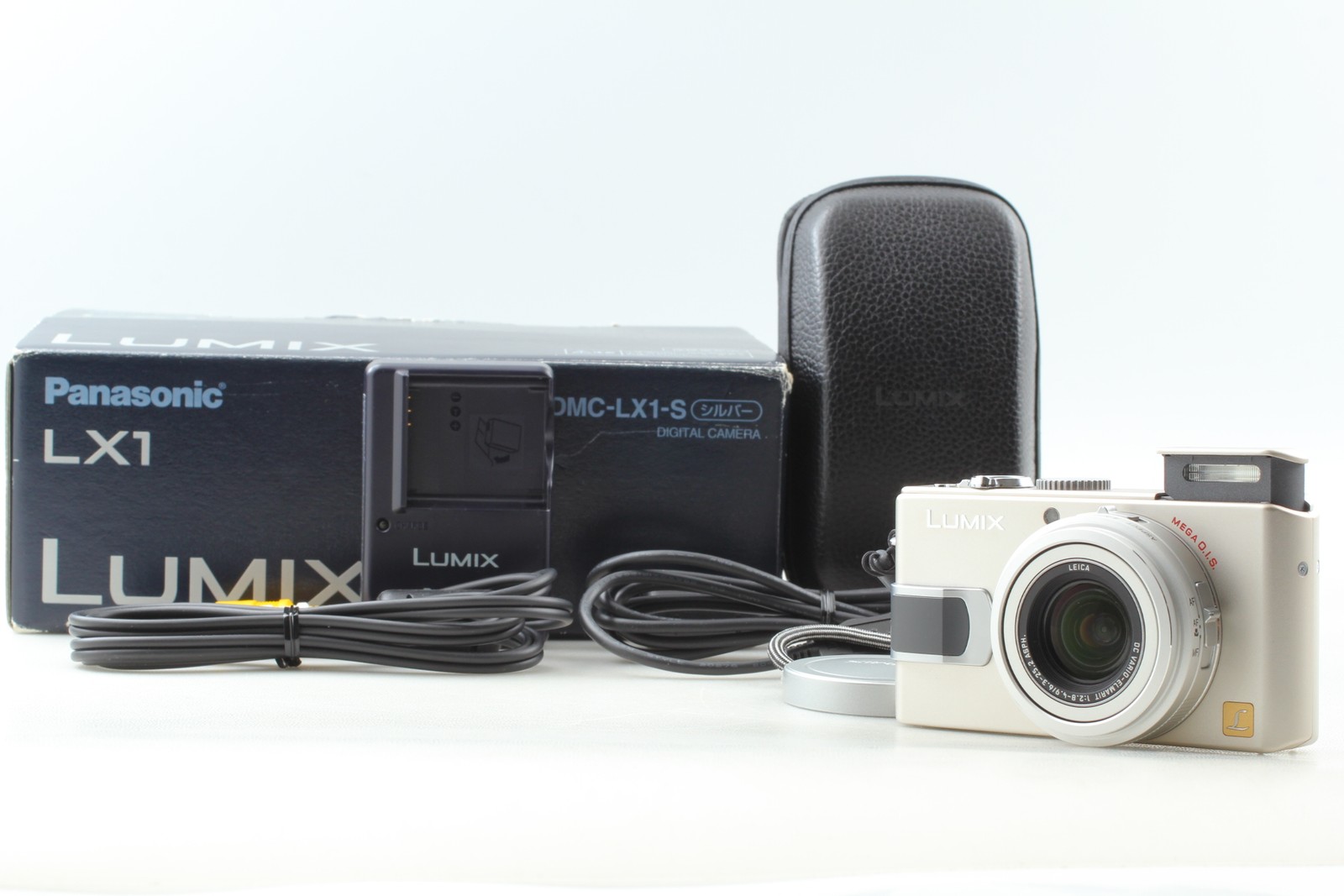 [Near MINT] Panasonic Lumix DMC-LX1 DIGITAL CAMERA SILVER 8.4MP From JAPAN