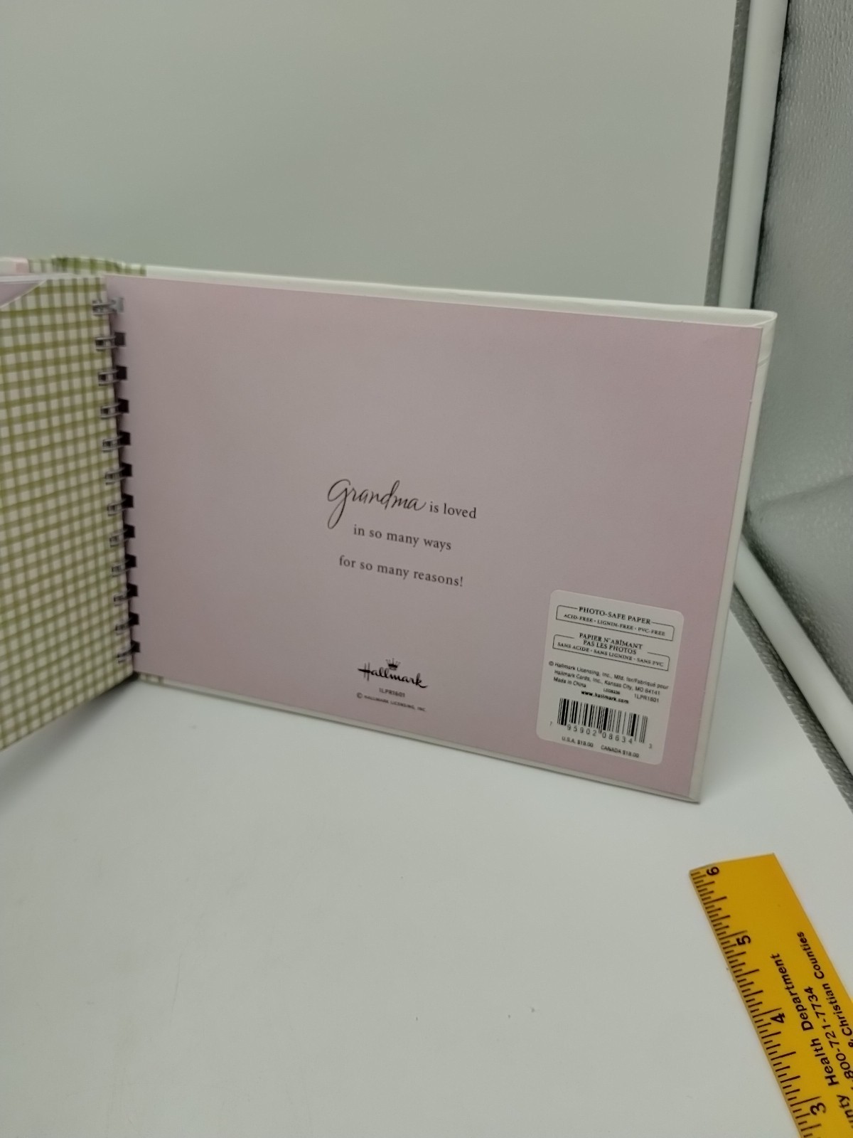 Hallmark Grandma Album Photo Voice Recordable Green Plaid Pink Ribbon