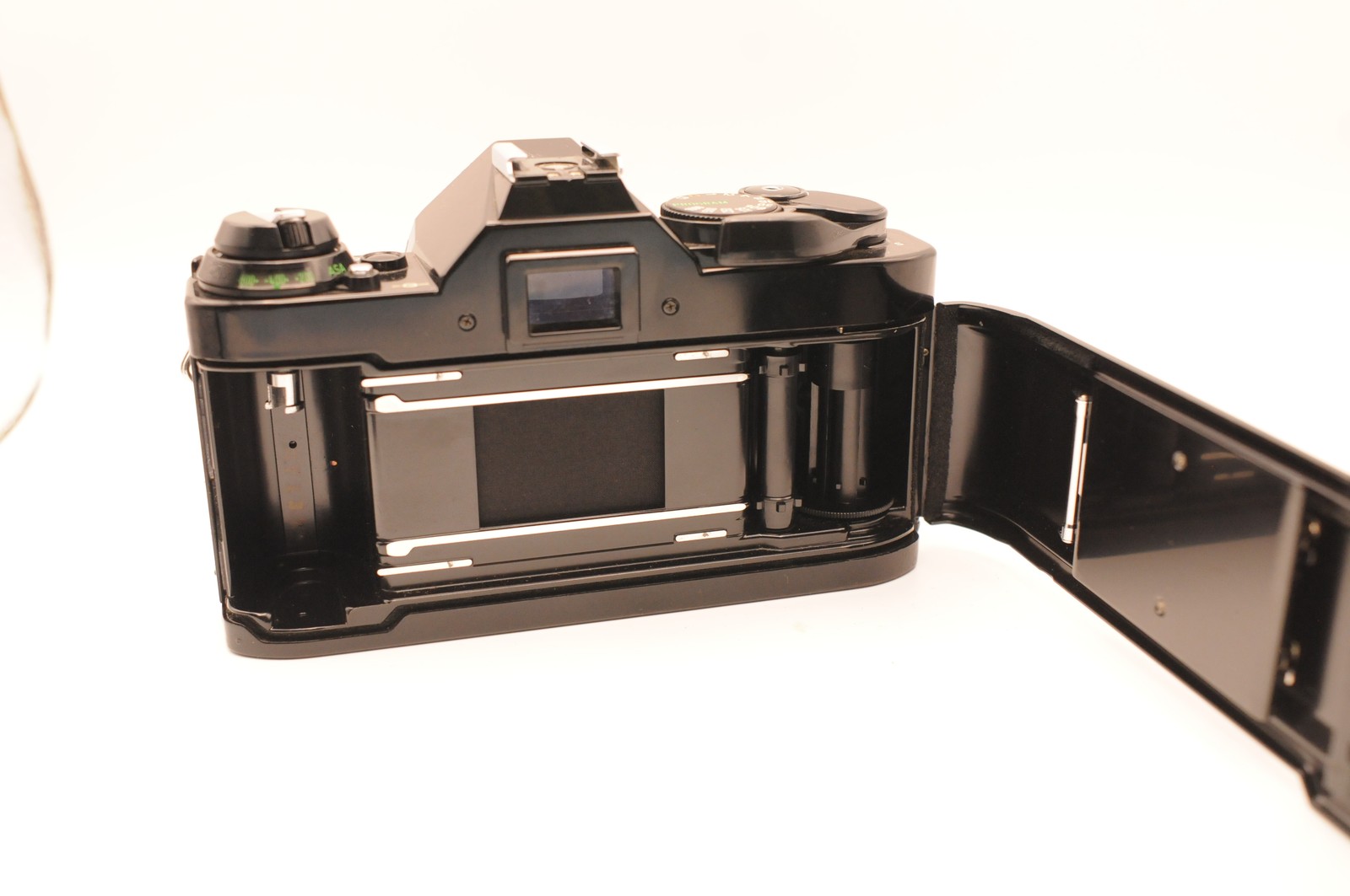 [Near MINT] Near MINT Canon AE-1 Program Body 35mm Film Camera Black From JAPAN