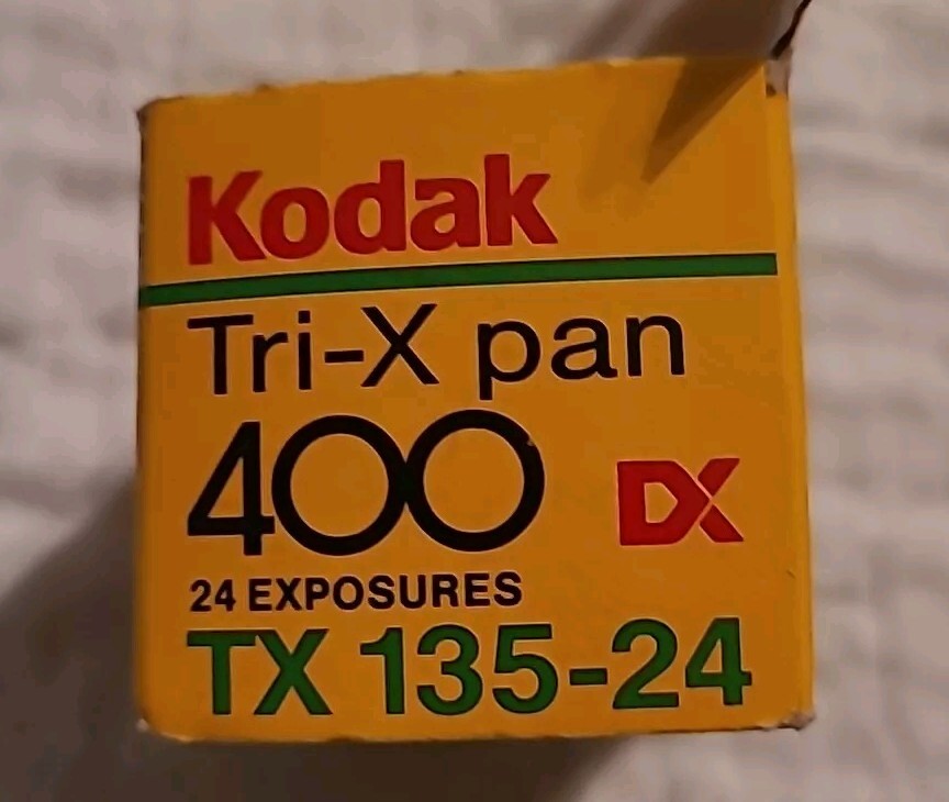 Sealed Kodak Tri-X Pan 400 B&W Print Film ~ 24 Exposures ~ TX 135-24 Exp 05/1995