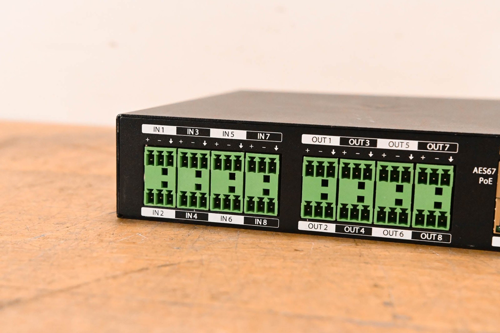 QSC Attero Tech Axon A8Mio Network Audio Endpoint (NO PSU) CG01DH5
