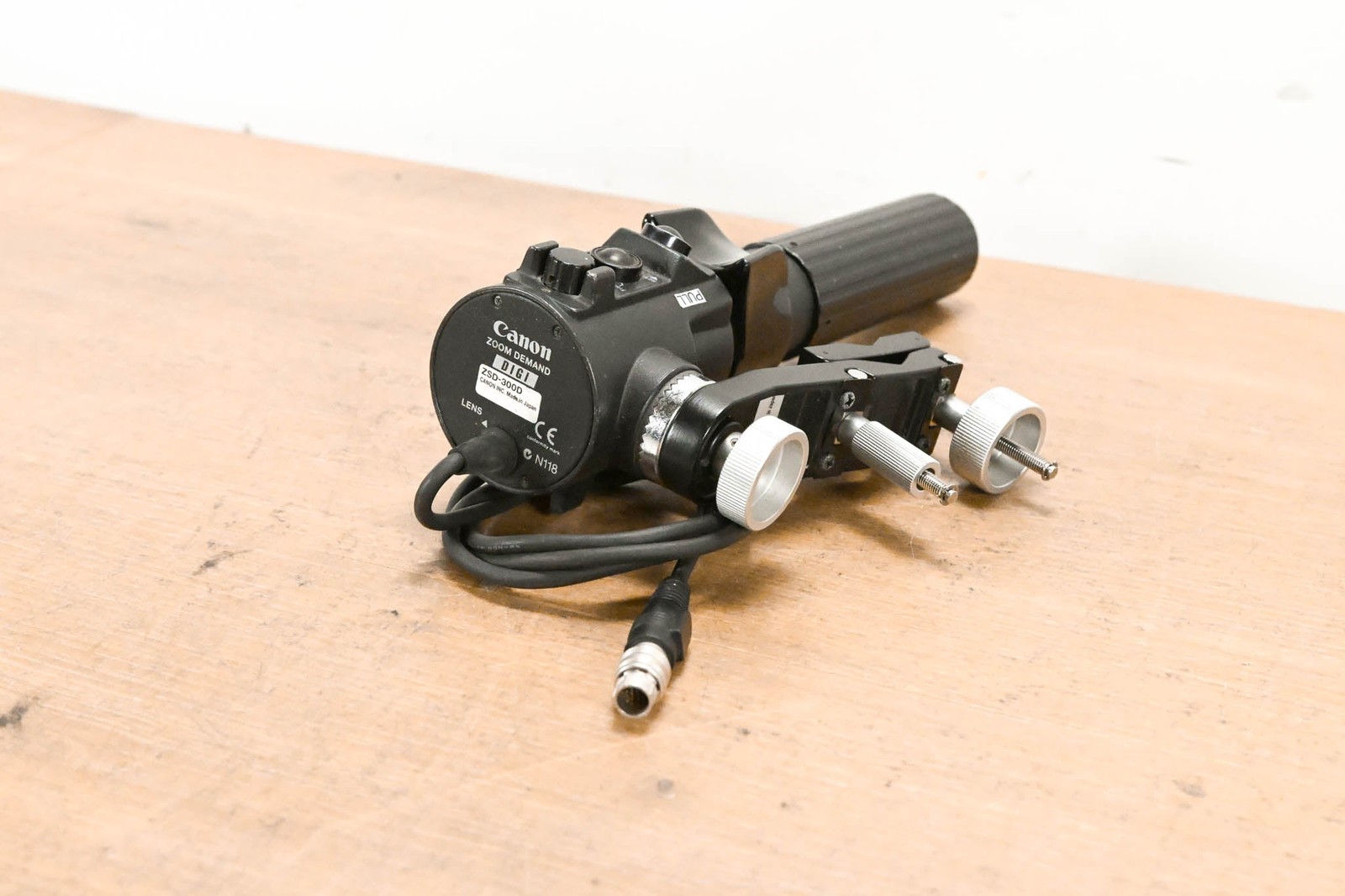 Canon ZSD-300D Digital Zoom Servo Demand CG010NS