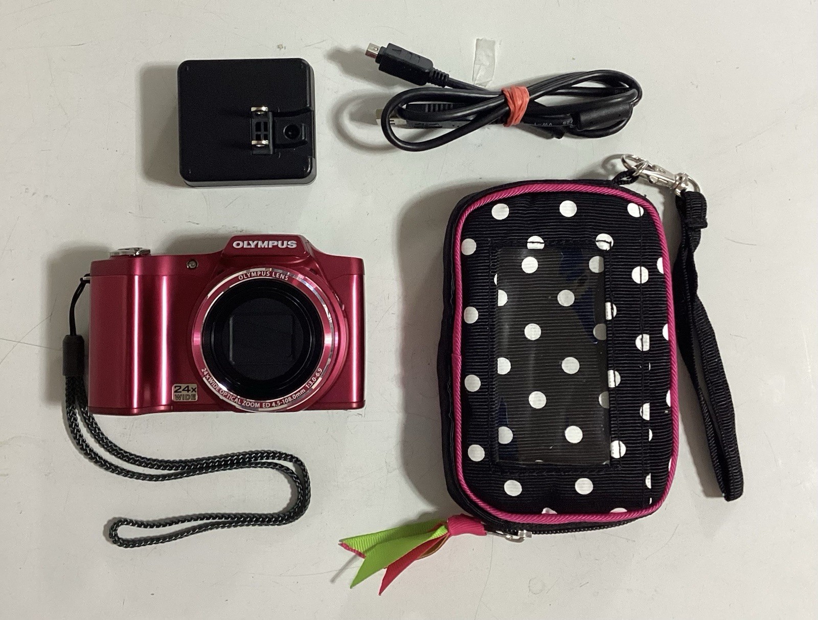 OLYMPUS SZ-14 RED DIGITAL CAMERA W/ BATTERY, CHARGER, SD CARD, & POUCH—VERY NICE