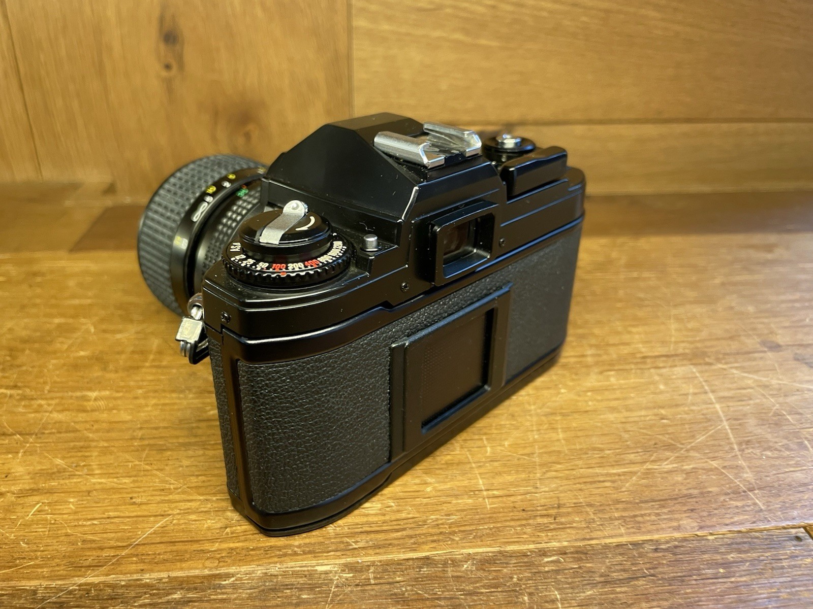 *Almost Mint* Nikon FG Black Film Camera Ai-s Zoom Nikkor 35-70mm F/3.5-4.8 Lens