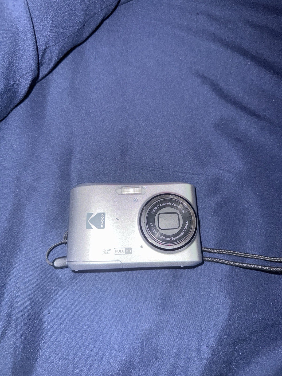 Kodak PIXPRO Compact Digital Camera 4x Zoom Full HD Built-in Flash Silver SDXC