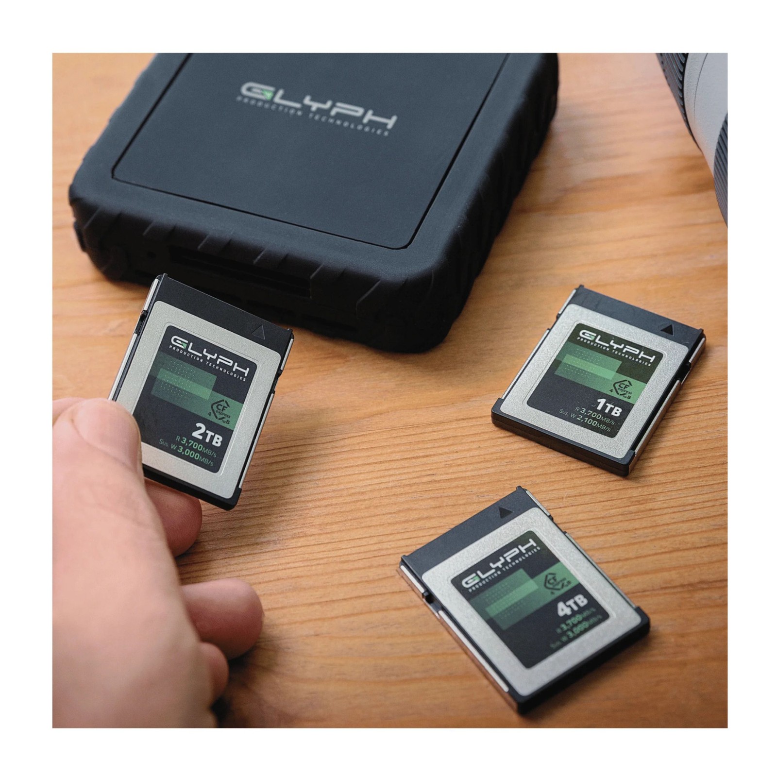 Glyph Capture+ CFexpress Type B 4.0 2TB Memory Card