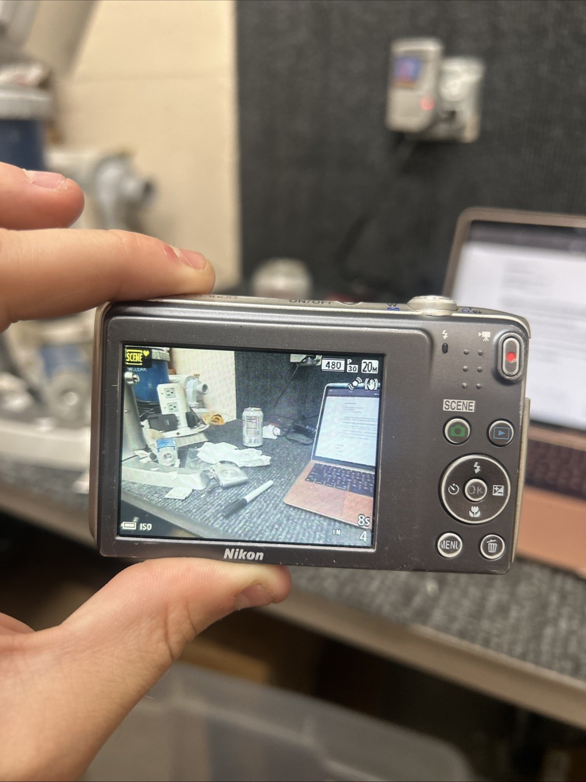 Nikon COOLPIX S3600 20.1MP Digital Camera – Silver – Blurry lens – Works