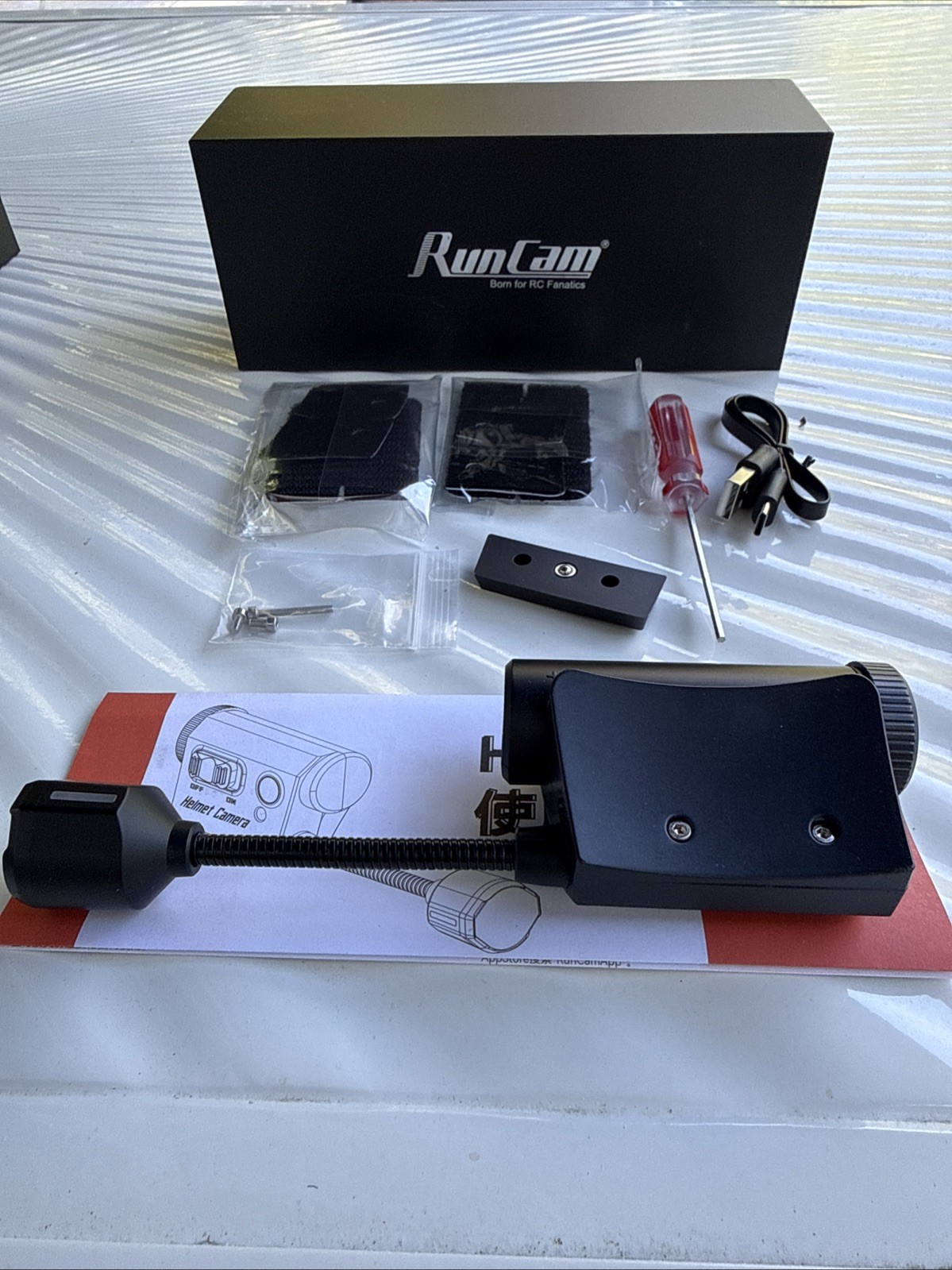 RunCam Helmet Camera 1920×1080 60fps Built-in Wifi – EXCELLENT