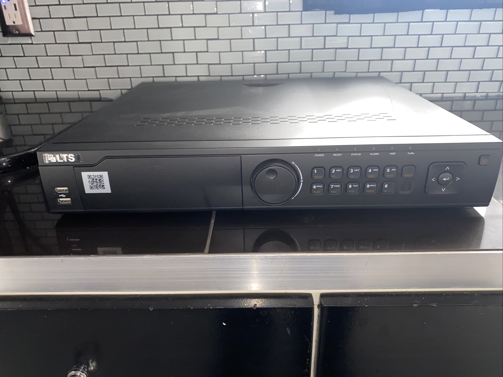 LTS LTN8932 32ch h.264 nvr cvbs 4 sata ac 100-240v