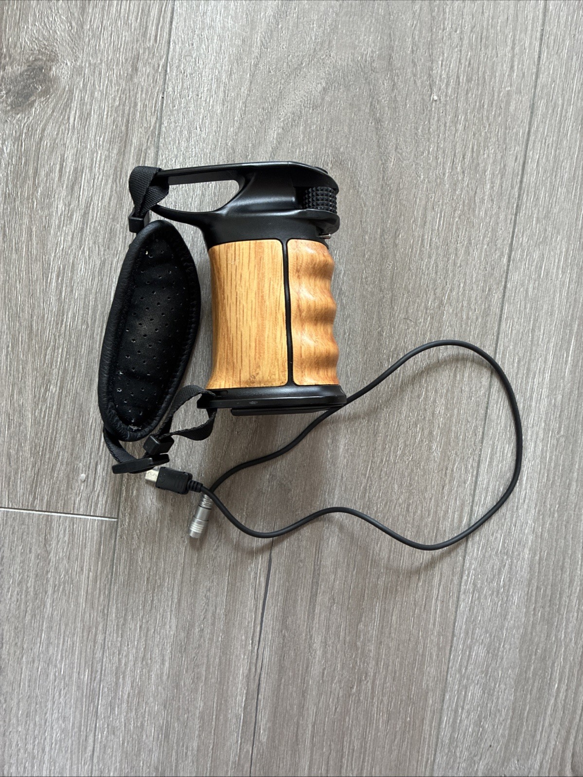 BEYOND Motorized Camera Side Handle Wooden Grip LANC Remote Rosette Moun G2U