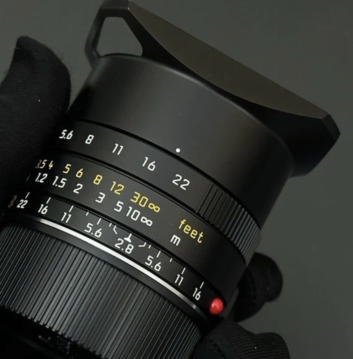 Leica ELMARIT-M 28mm f/2.8 Aspherical V2 MF Lens – Black (11677) ASPH VII