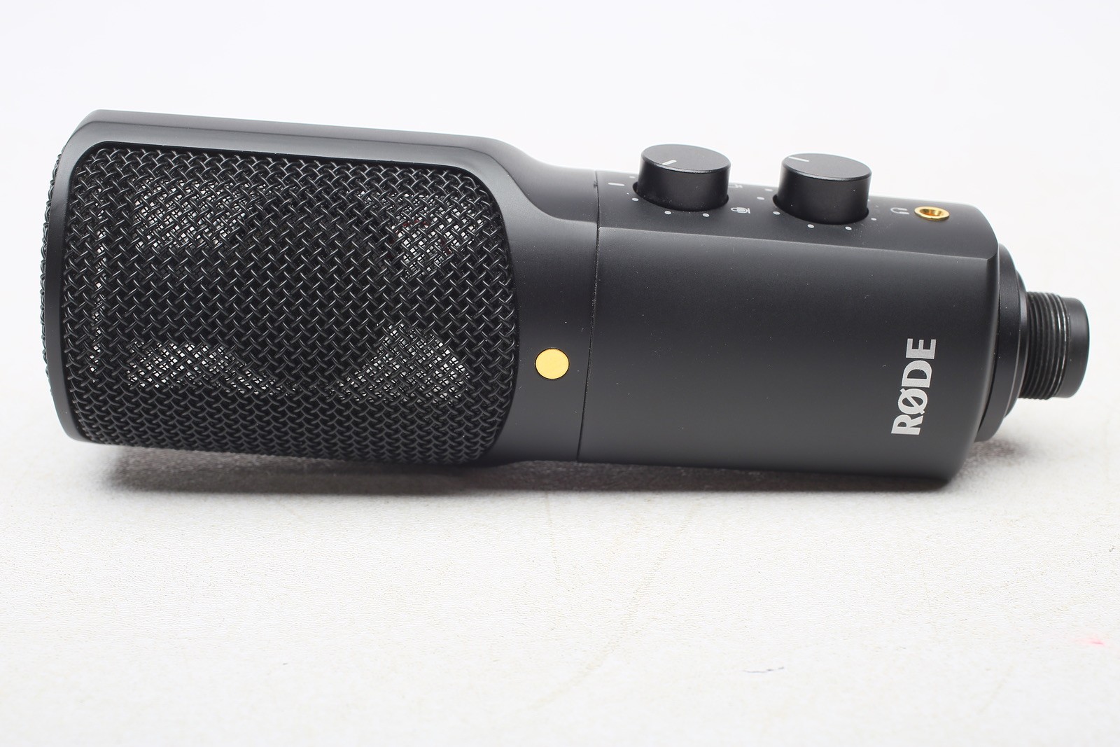 Rode NT-USB Microphone +Pop filter+Desktop Tripod+USB Cable+SET+Works GREAT+MINT