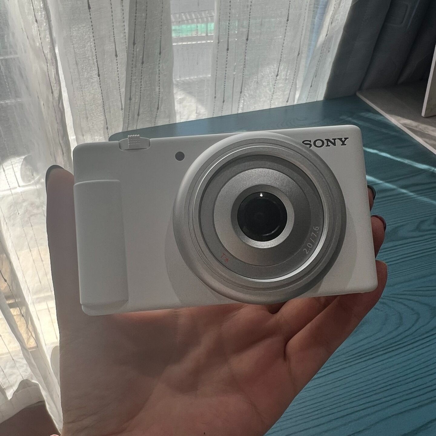 Sony ZV-1F 20.1MP 4K Video Recording f/2 Vlogging Compact Digital Camera – White