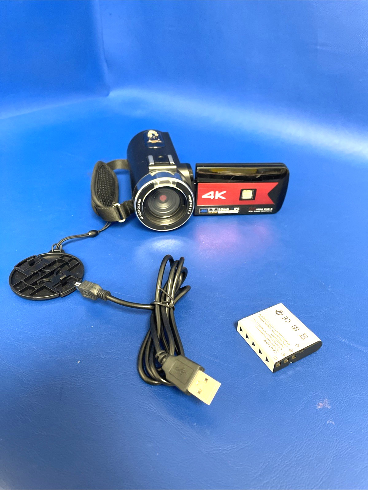 DVC Digital Video Camera 4K Ultra HD 56MP 18x Zoom Touch Screen WI-FI/W BATTERY.