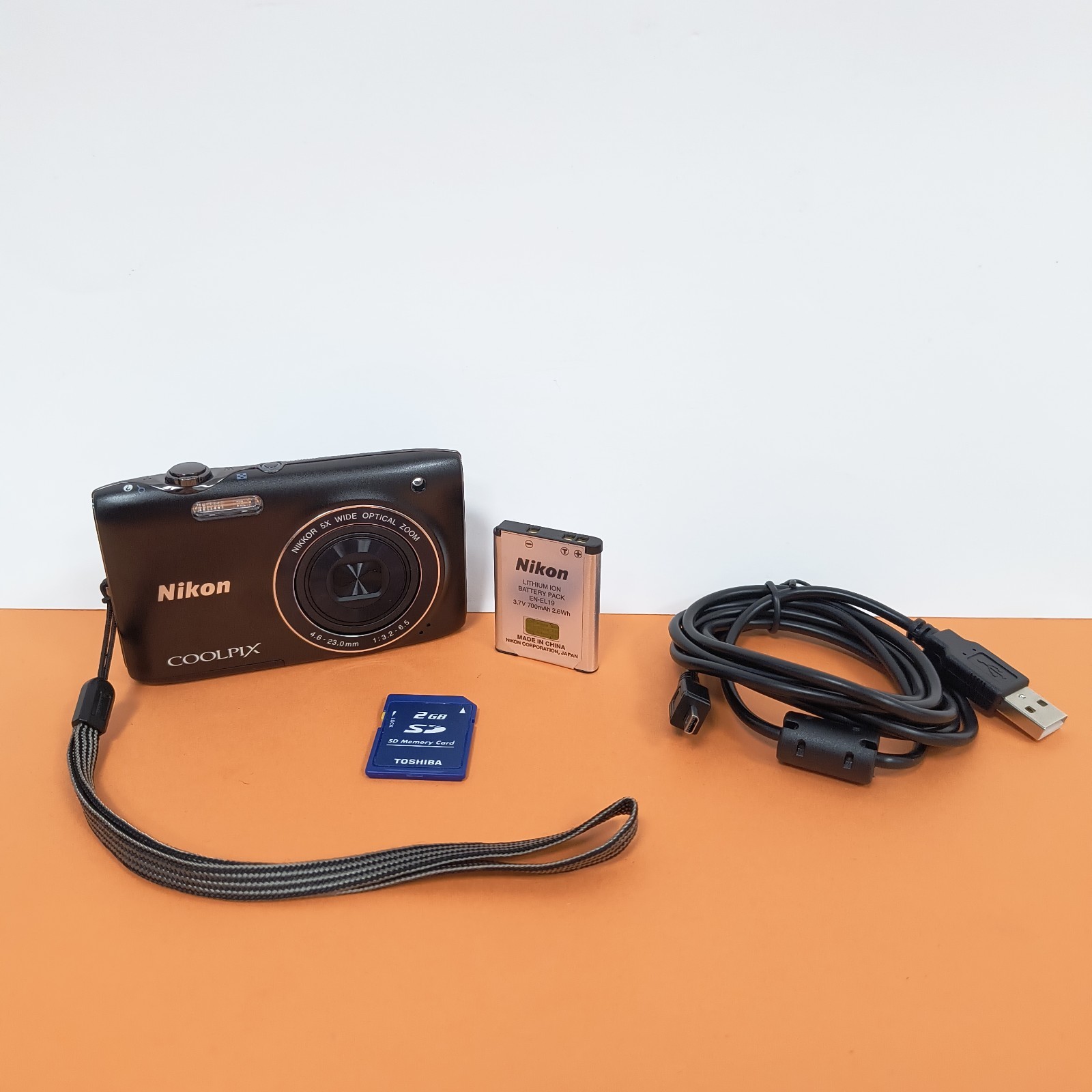 NIKON COOLPIX S3100 BLACK COMPACT DIGITAL CAMERA 5x WIDE OPTICAL ZOOM