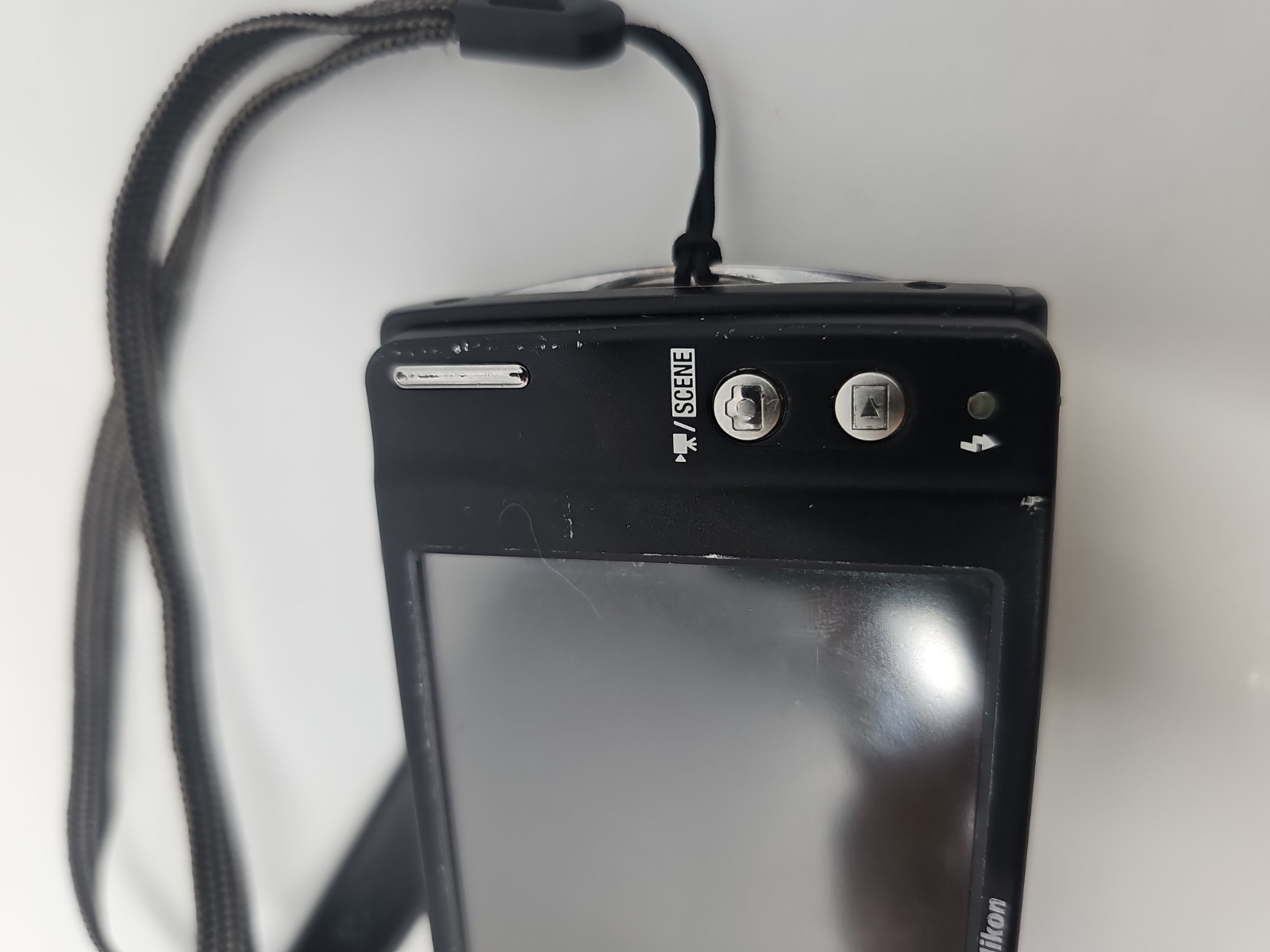 Nikon COOLPIX S230 10.0MP Digital Camera Touchscreen ,battery, SD Tested Working