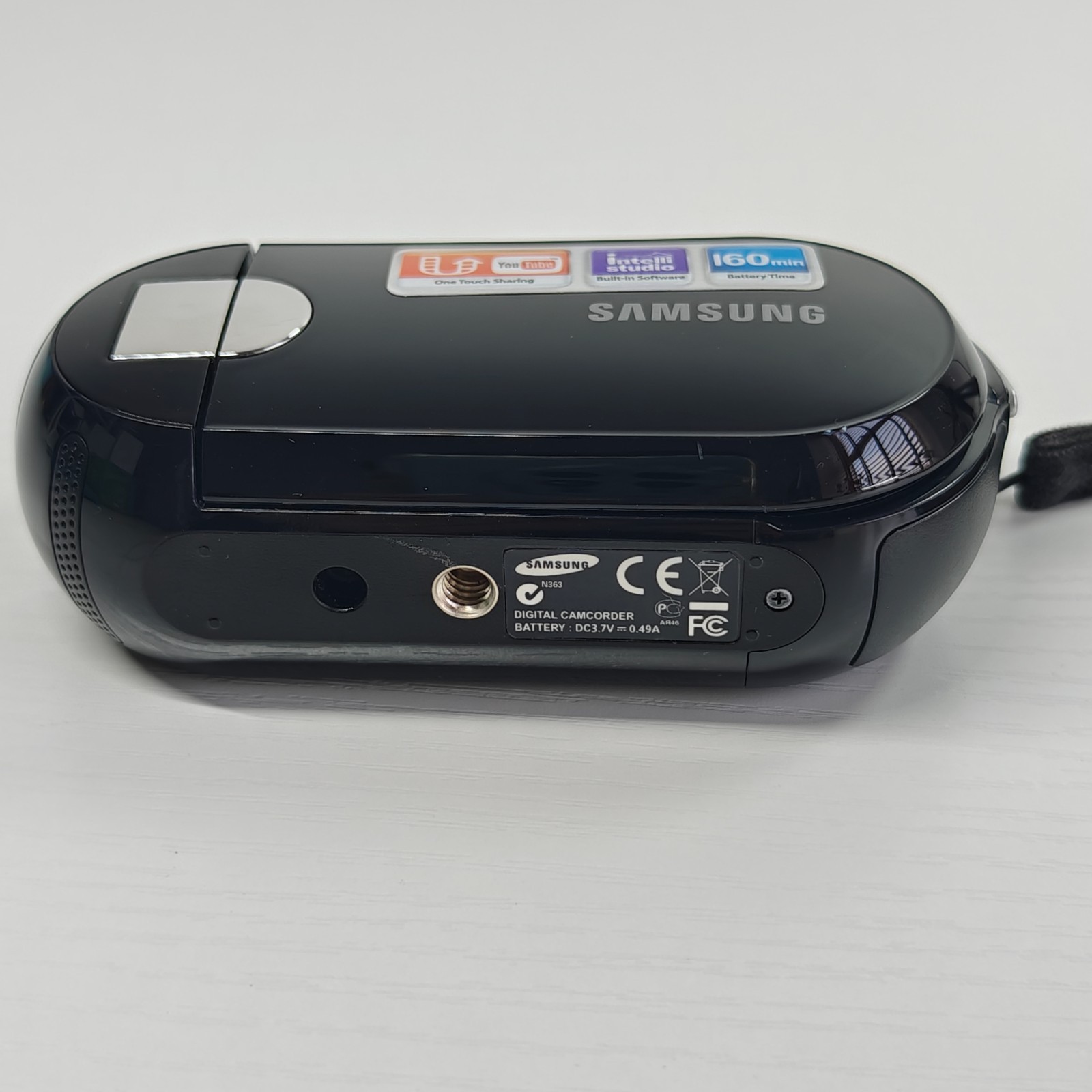Samsung SMX-C10 Camcorder Black 10x Zoom Compact Stylish Video Camera Bundle