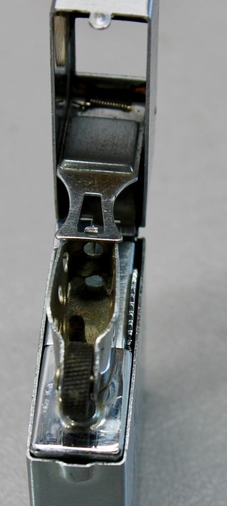 1950s SUZUKI KOGAKU CAMERA LITE MICRO SPY CAMERA/CIGARETTE LIGHTER COMBO w/CASE