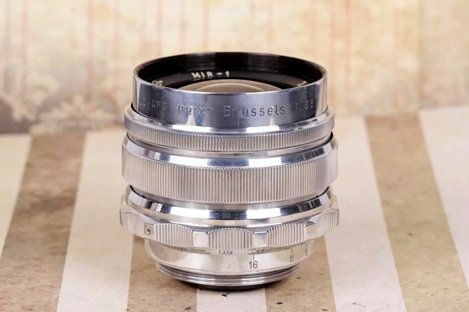 Soviet Lens MIR-1 37mm f2.8 M39 Vintage Wide-Angle lens Grand Prix Brussels
