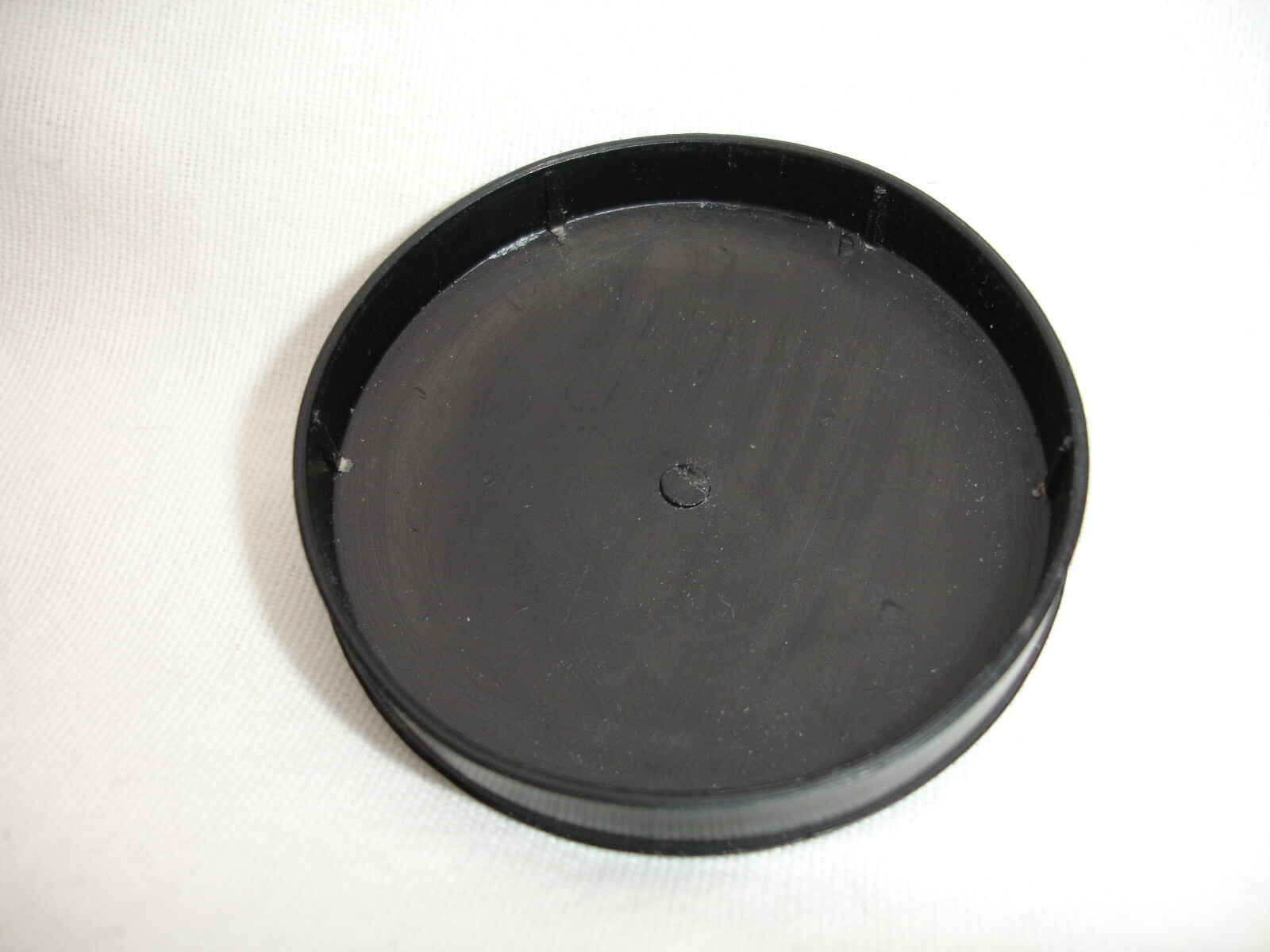 YASHICA 57mm front lens CAP, for 55mm filter threas lens . Slip ON, Long letters