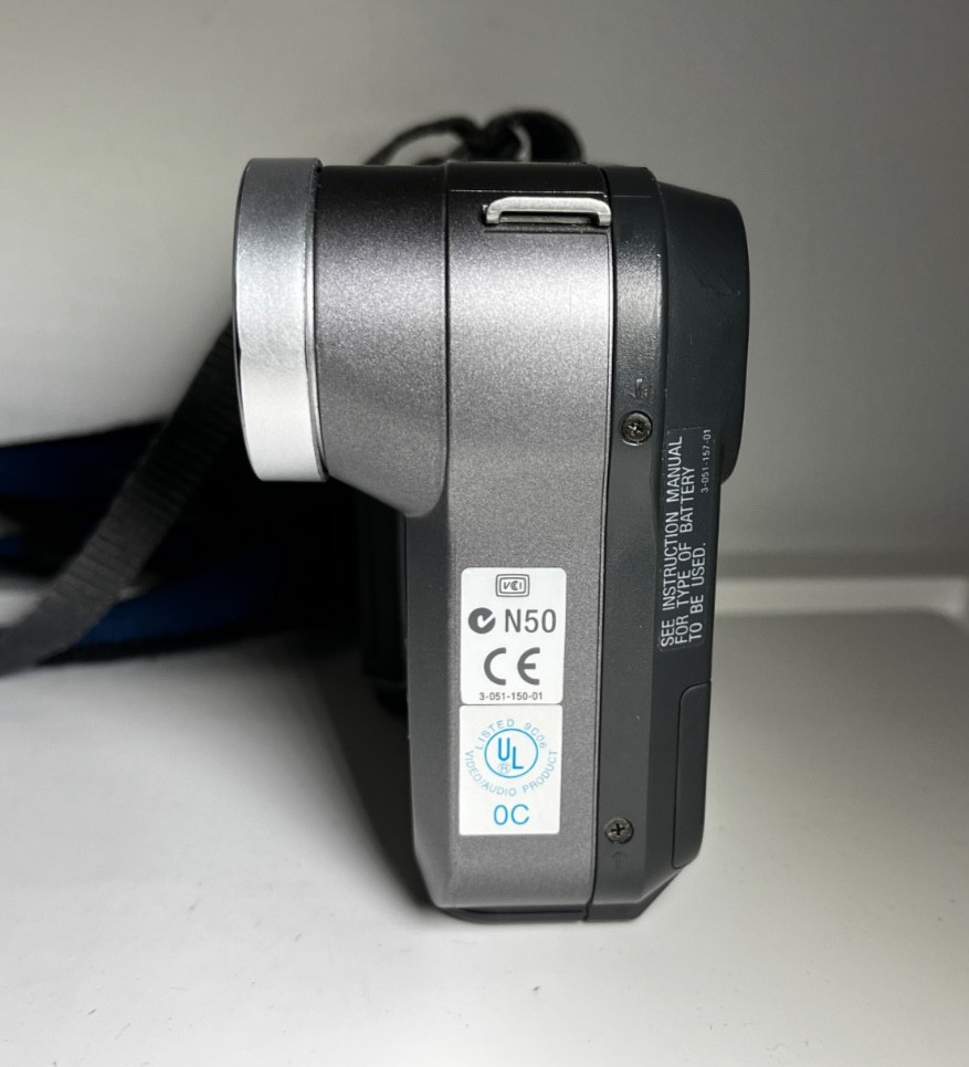 Sony MVC-FD73 Mavica Floppy Disk Digital Camera 10x Optical Zoom