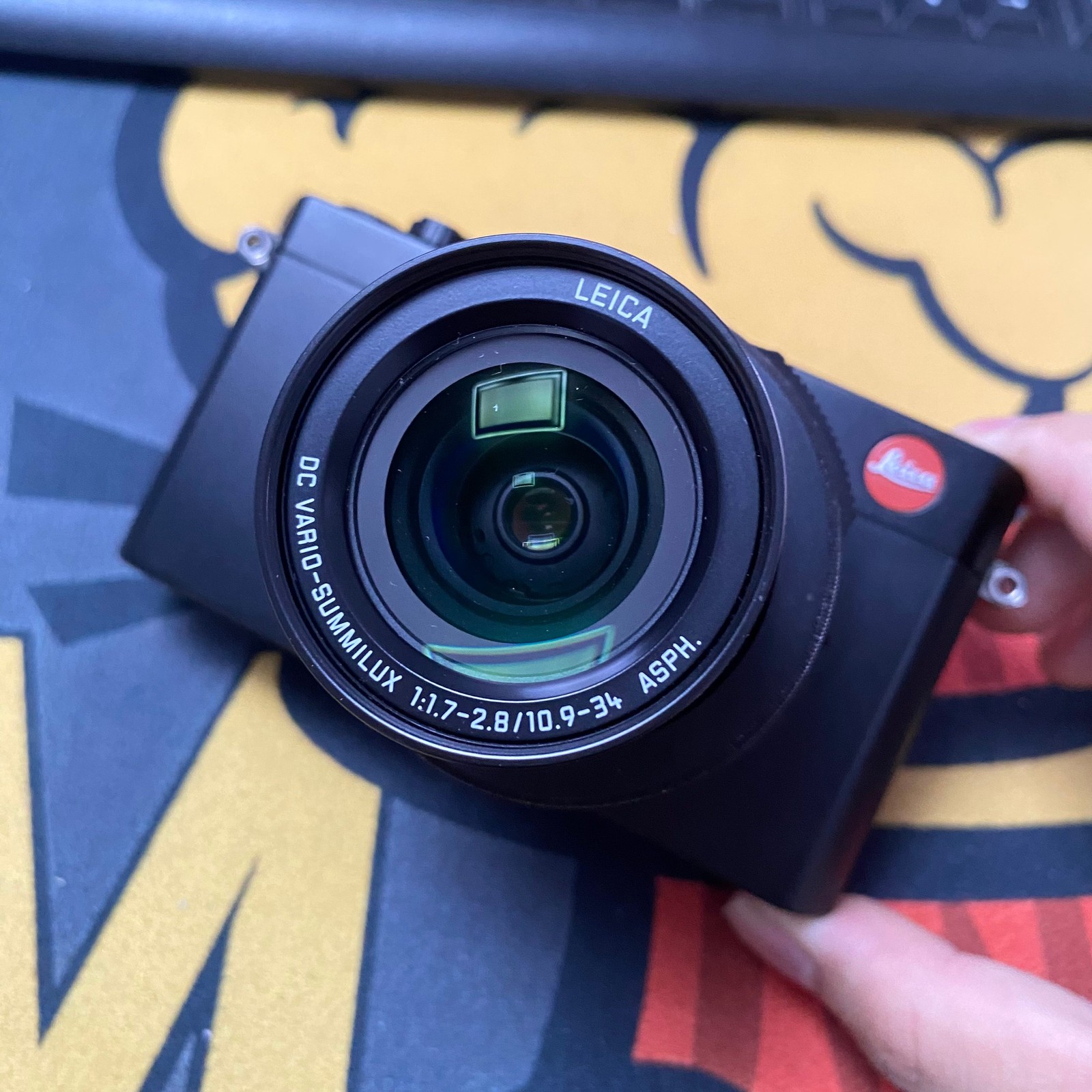 Leica D-LUX (Typ 109) 12.8MP Digital Camera 3.1x Optical Zoom