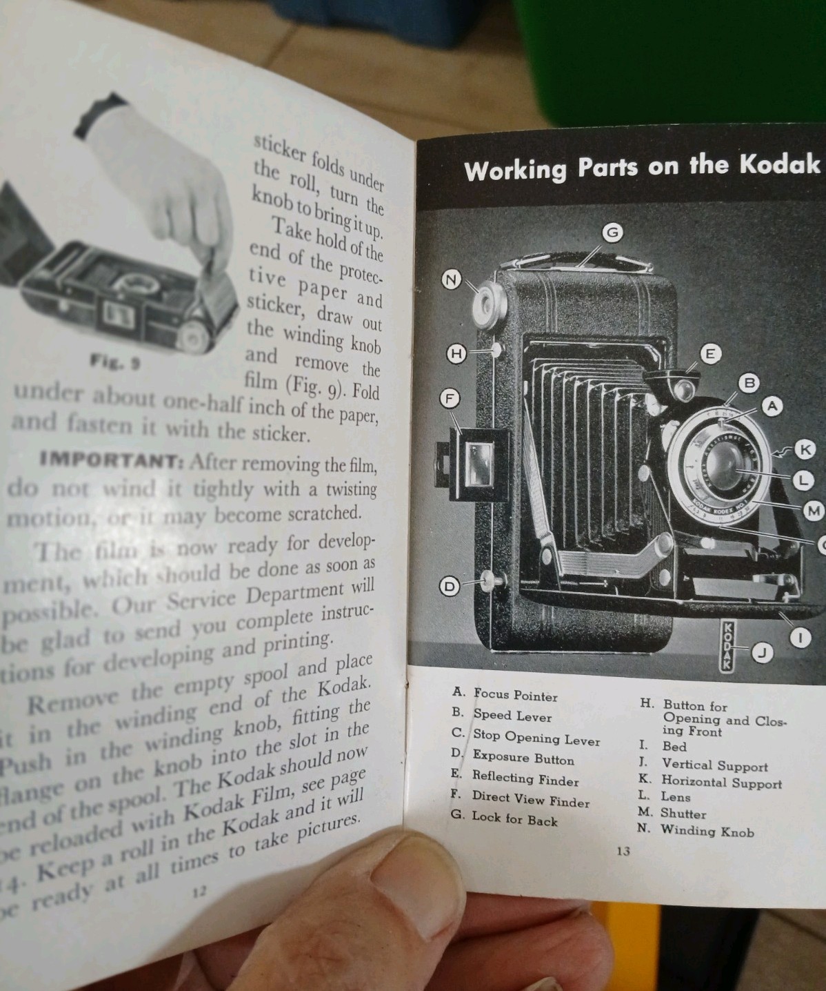 Vintage Kodak Vigilant Six-16 Folding Camera w/ Original Box