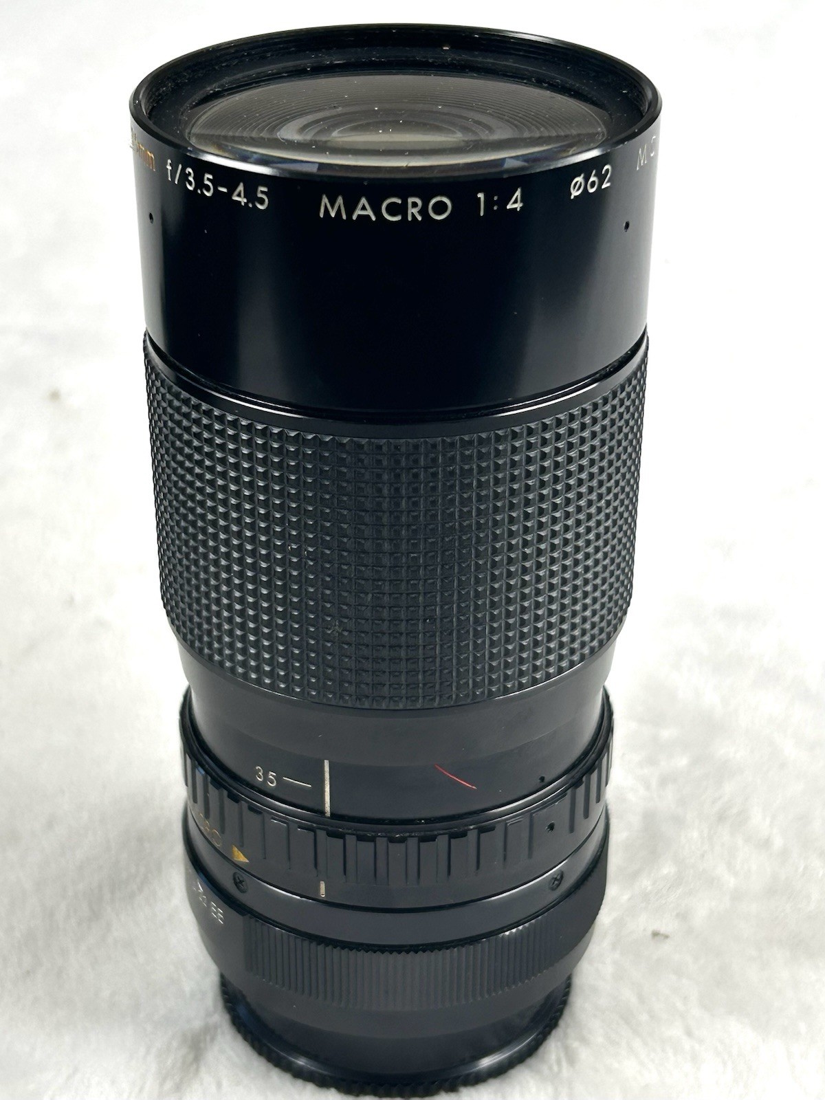 Kiron 35–135mm f/3.5–4.5 Macro 1:4 Zoom Lens w/ Case