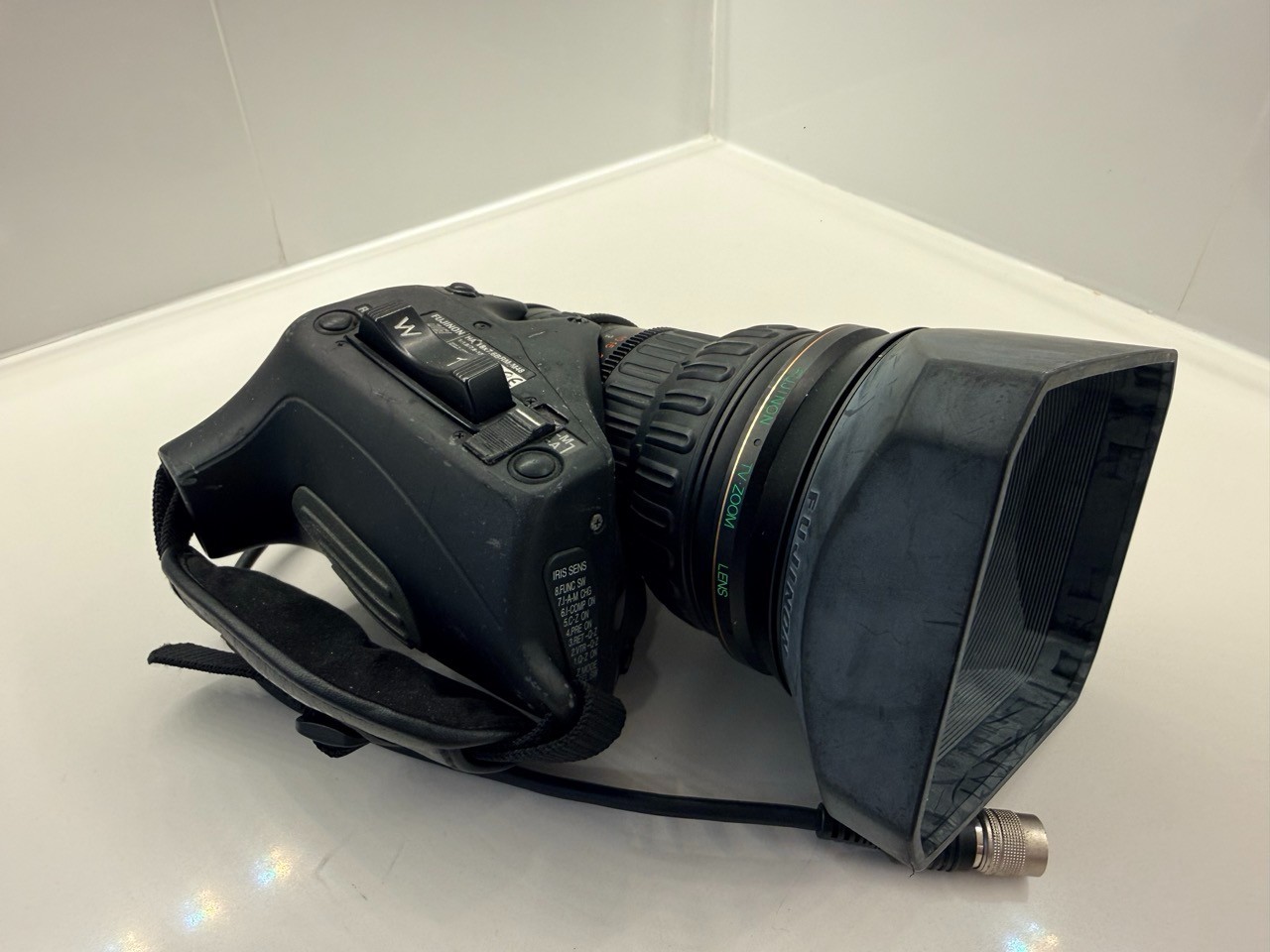Fujinon HA18x7.6BERM-M48 professional HD ENG broadcast zoom lens for 2/3″ B4